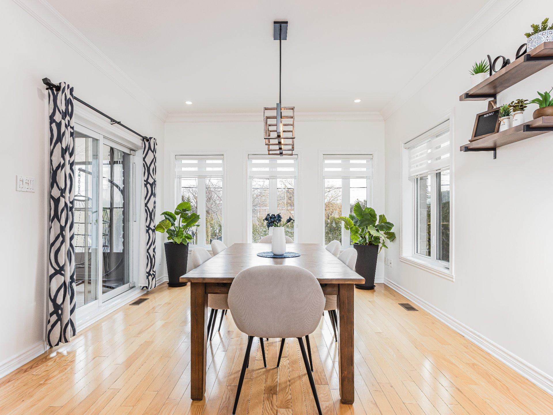 









3230


Boul. De Boucherville

,
Saint-Bruno-de-Montarville,




QC
J3V0A5

