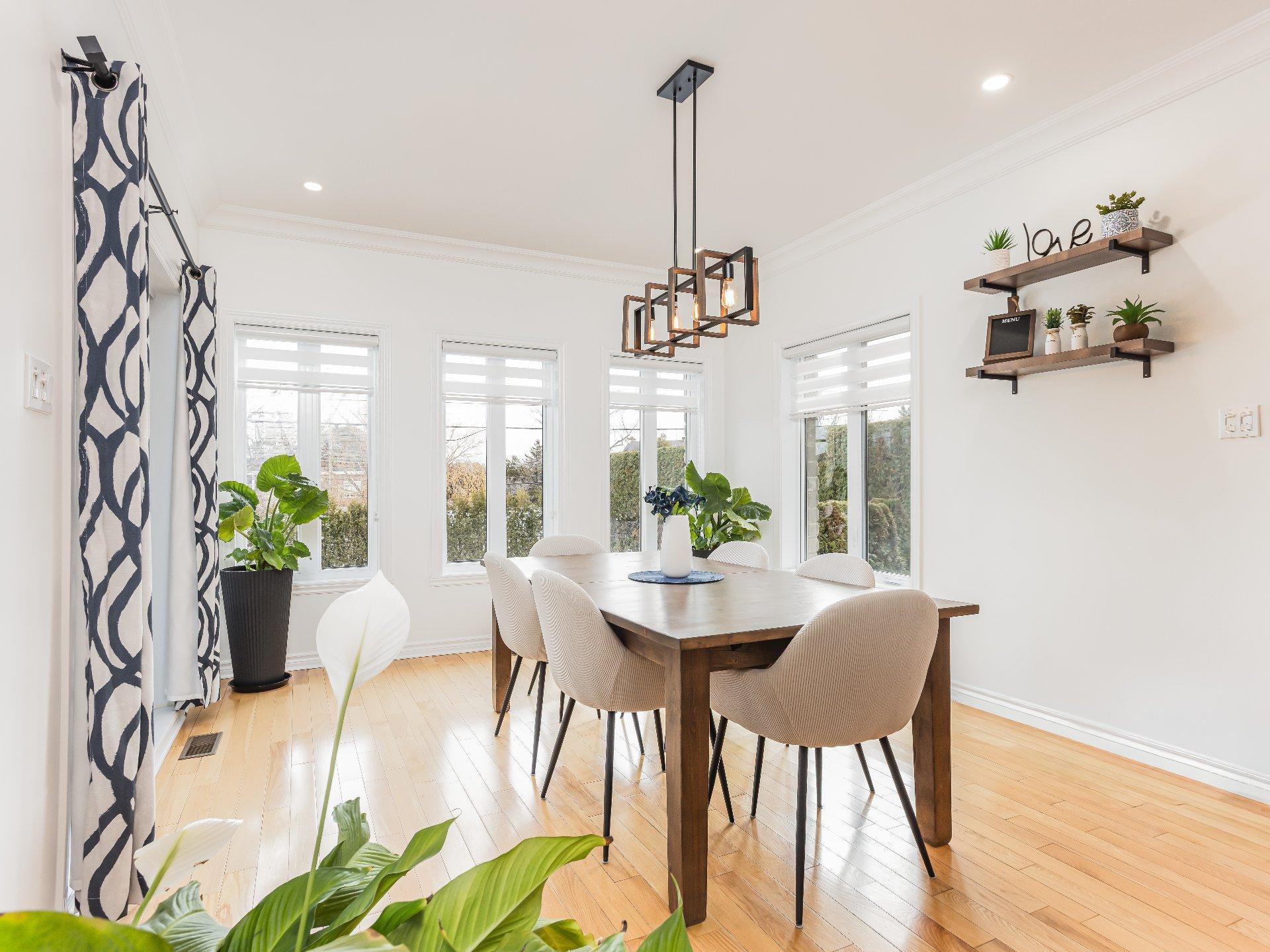 









3230


Boul. De Boucherville

,
Saint-Bruno-de-Montarville,




QC
J3V0A5

