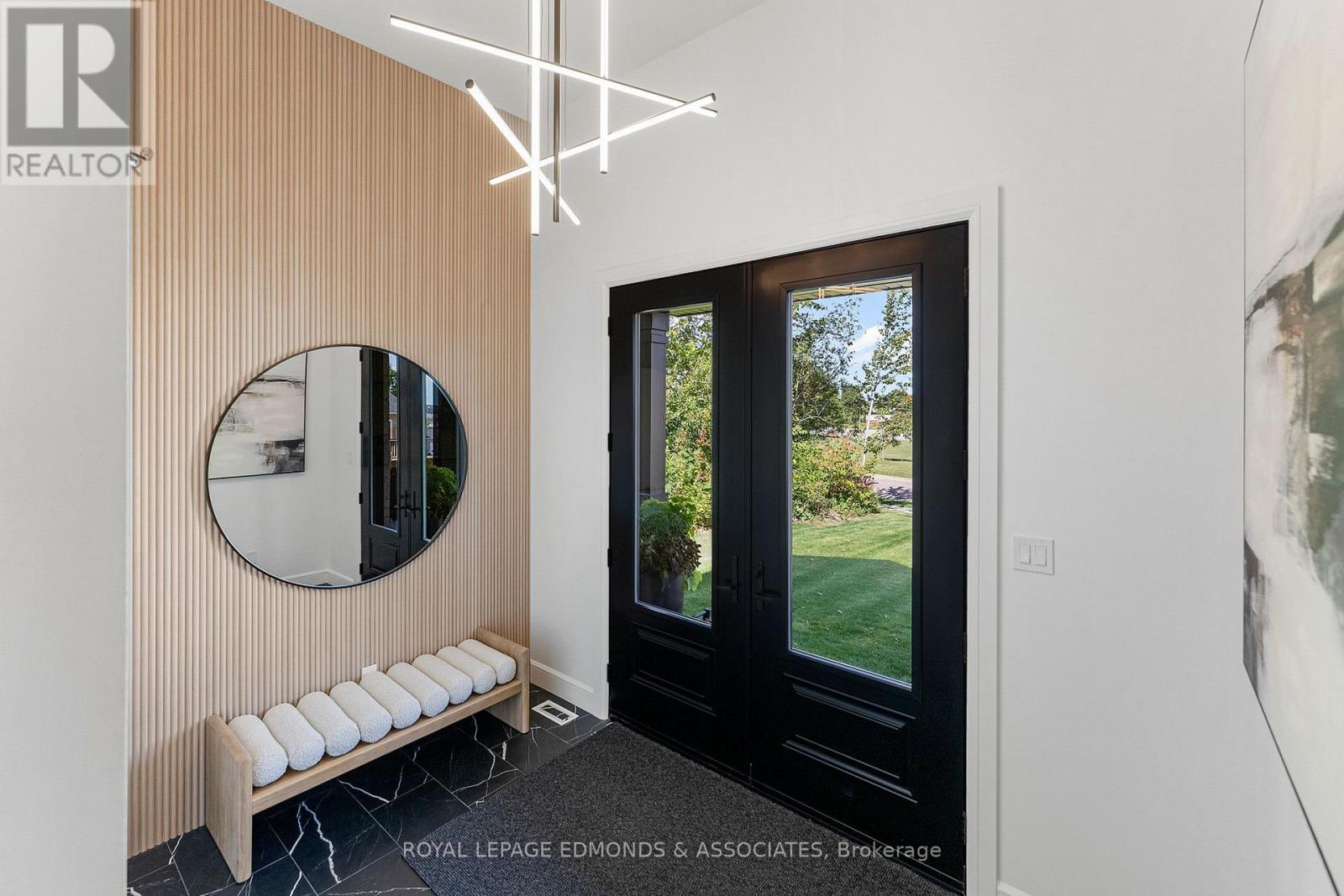 












578 MELTON STREET

,
Pembroke,




Ontario
K8A6Z5

