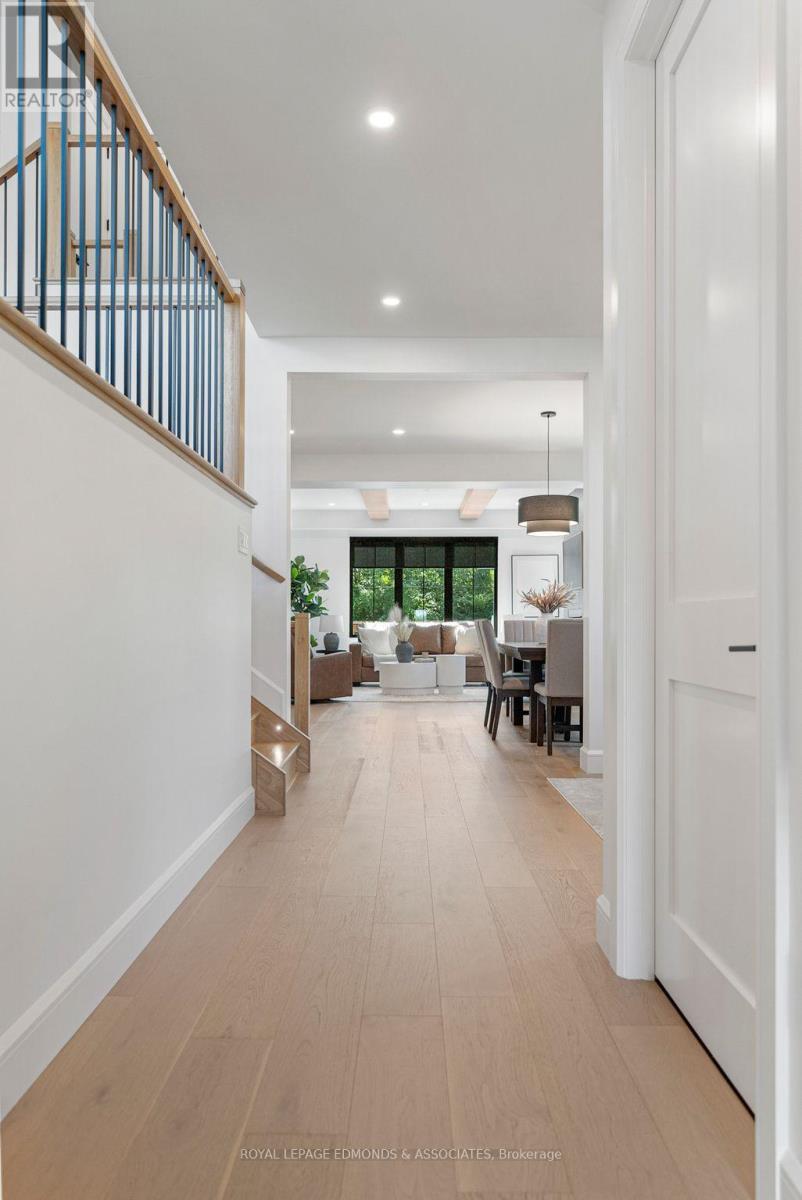 












578 MELTON STREET

,
Pembroke,




Ontario
K8A6Z5

