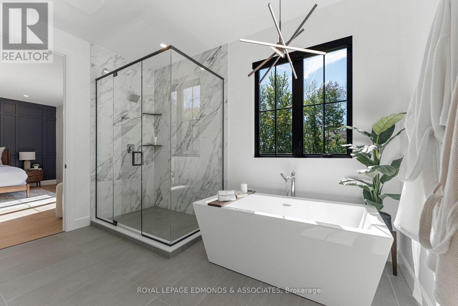 












578 MELTON STREET

,
Pembroke,




Ontario
K8A6Z5

