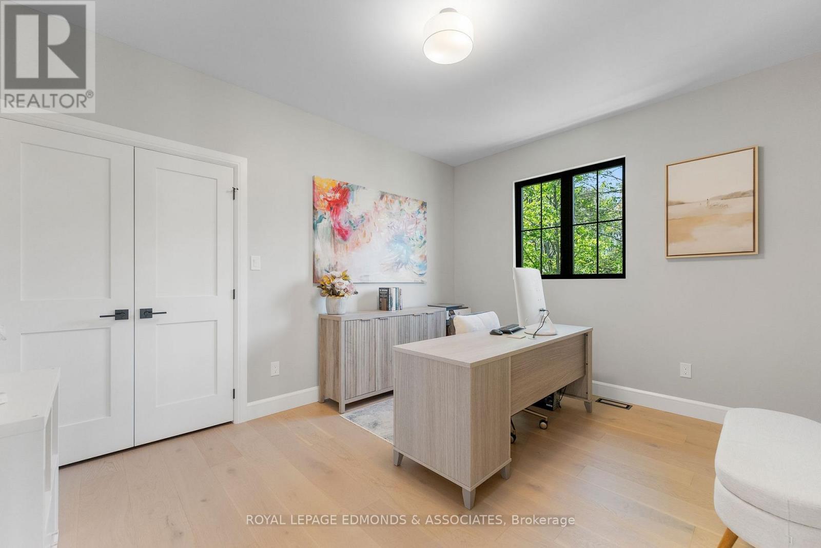 












578 MELTON STREET

,
Pembroke,




Ontario
K8A6Z5

