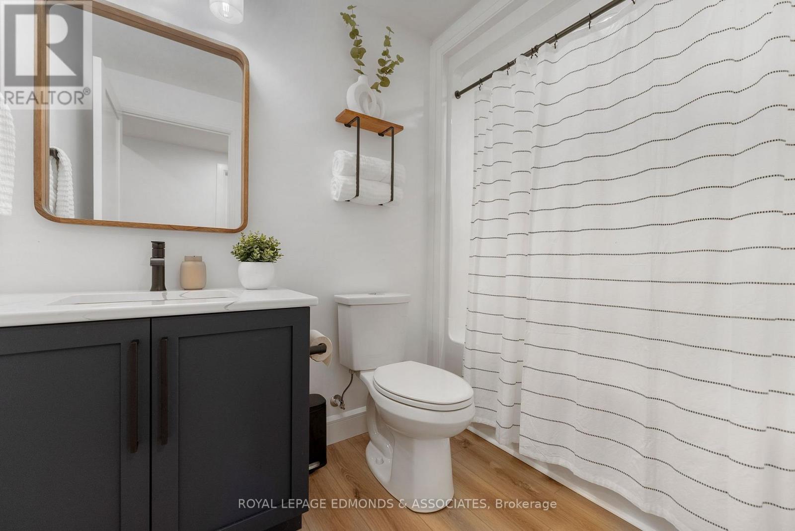 












578 MELTON STREET

,
Pembroke,




Ontario
K8A6Z5

