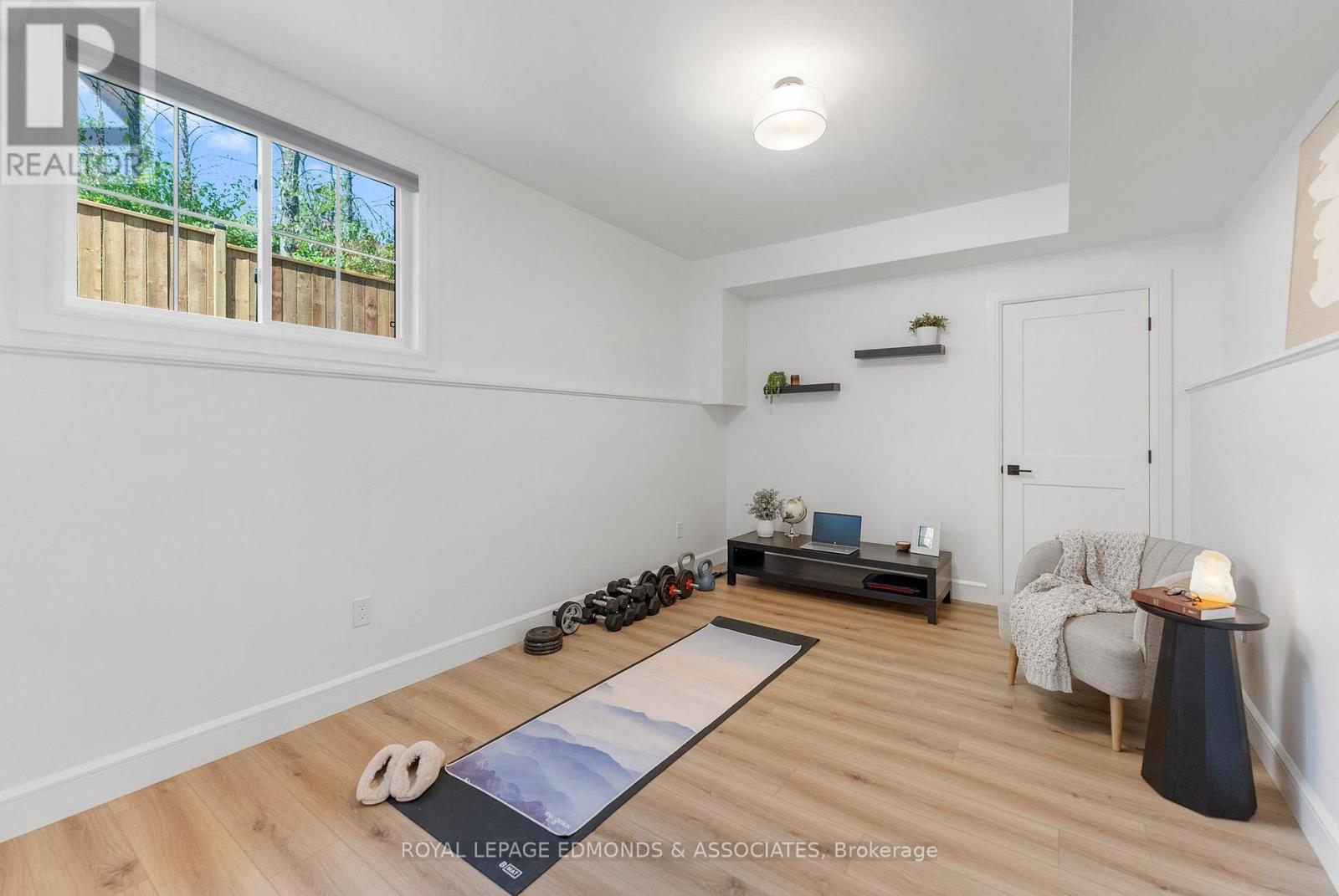 












578 MELTON STREET

,
Pembroke,




Ontario
K8A6Z5

