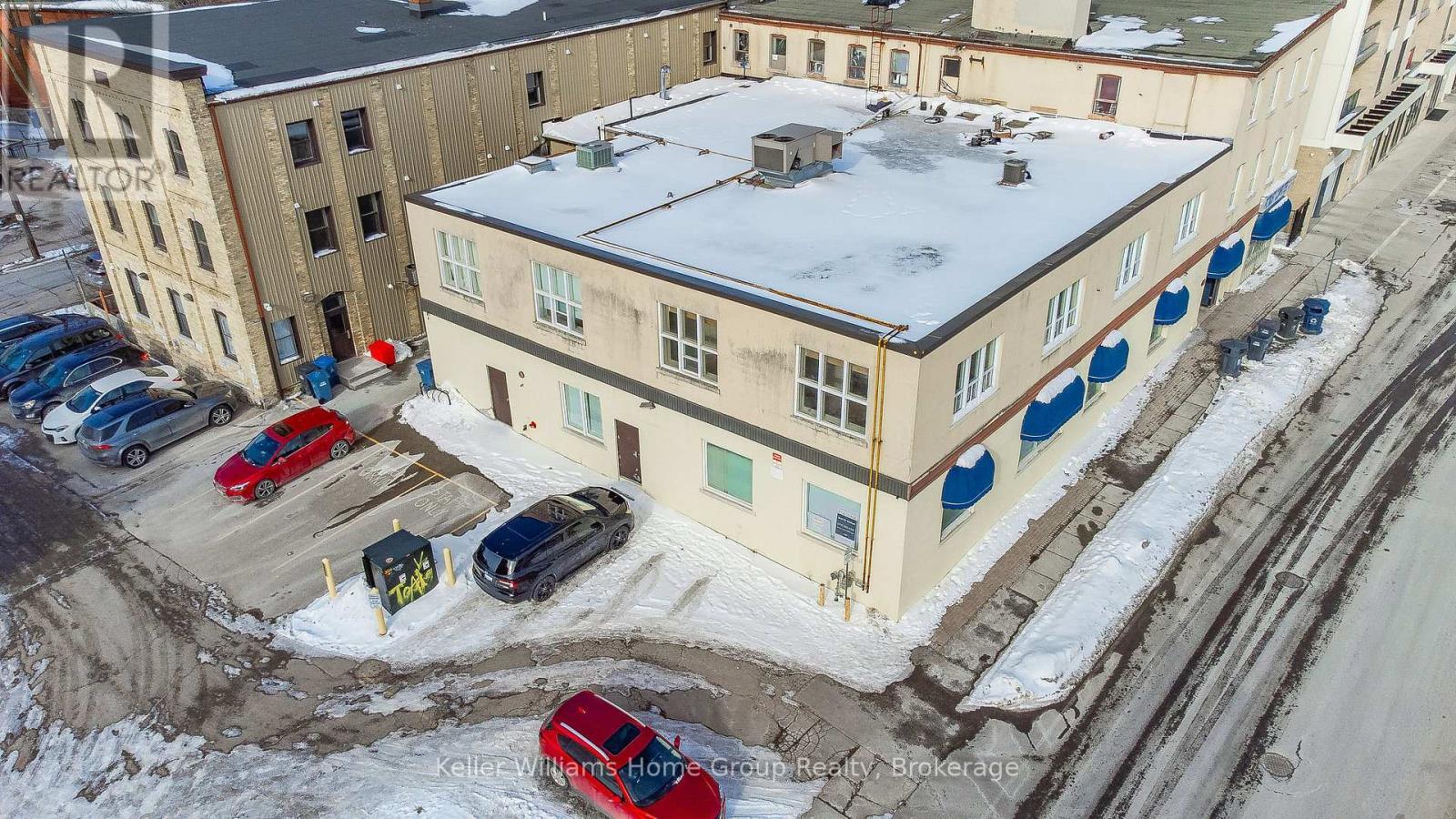 












40 BAKER STREET

,
Guelph (Downtown),




Ontario
N1H4G1

