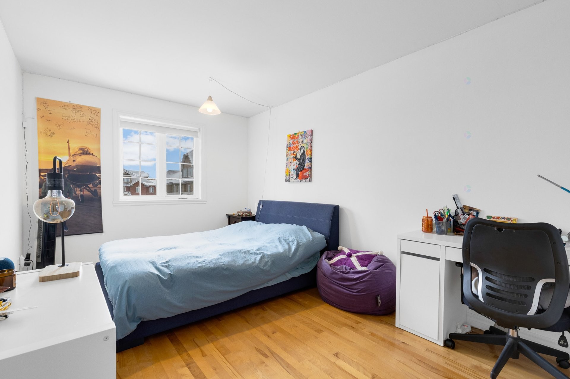 









3729


Rue Céline-Marier

,
Montréal (Saint-Laurent),




QC
H4R3N3

