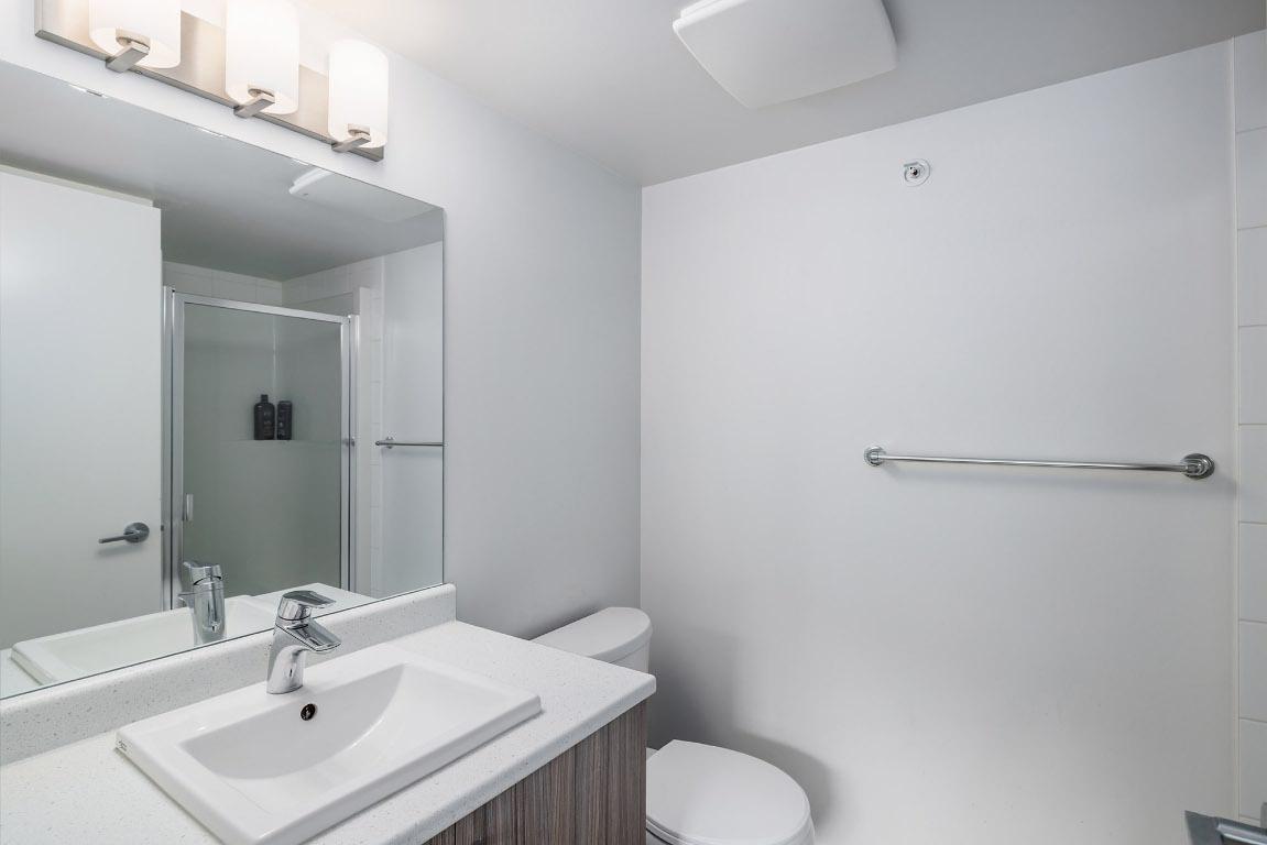 









725


Academy

Way, PH18,
Kelowna,




BC
V1V 3A4

