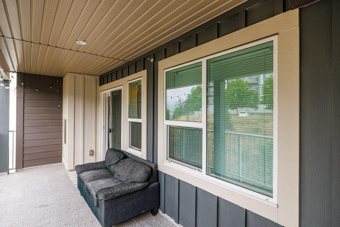 









725


Academy

Way, PH18,
Kelowna,




BC
V1V 3A4

