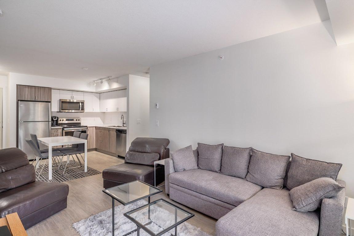 









725


Academy

Way, PH18,
Kelowna,




BC
V1V 3A4

