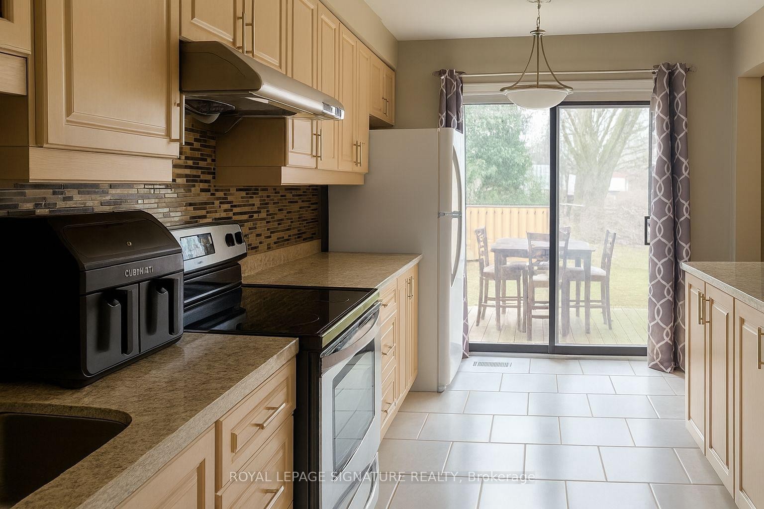 









44


Parker

Crescent,
Ajax,




ON
L1S 3R5

