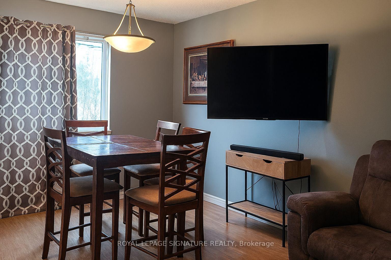 









44


Parker

Crescent,
Ajax,




ON
L1S 3R5

