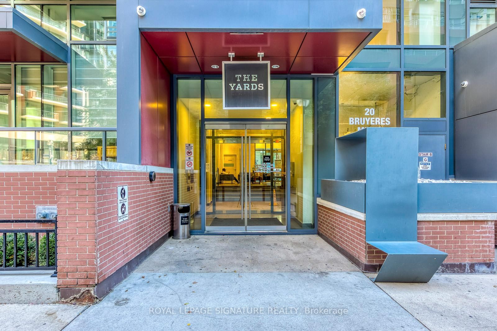 









20


Bruyeres

Mews, 1901,
Toronto,




ON
M5V 0G8

