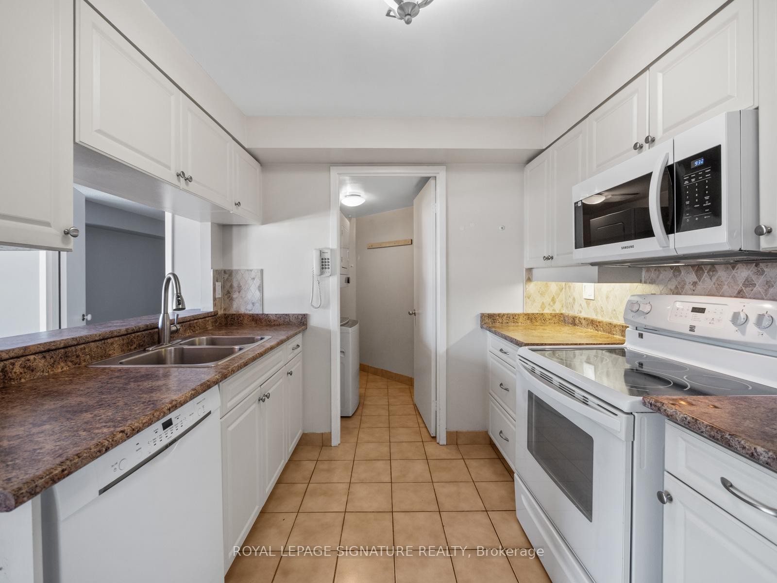 









30


Wilson

Street, 311,
Markham,




ON
L3P 1N1

