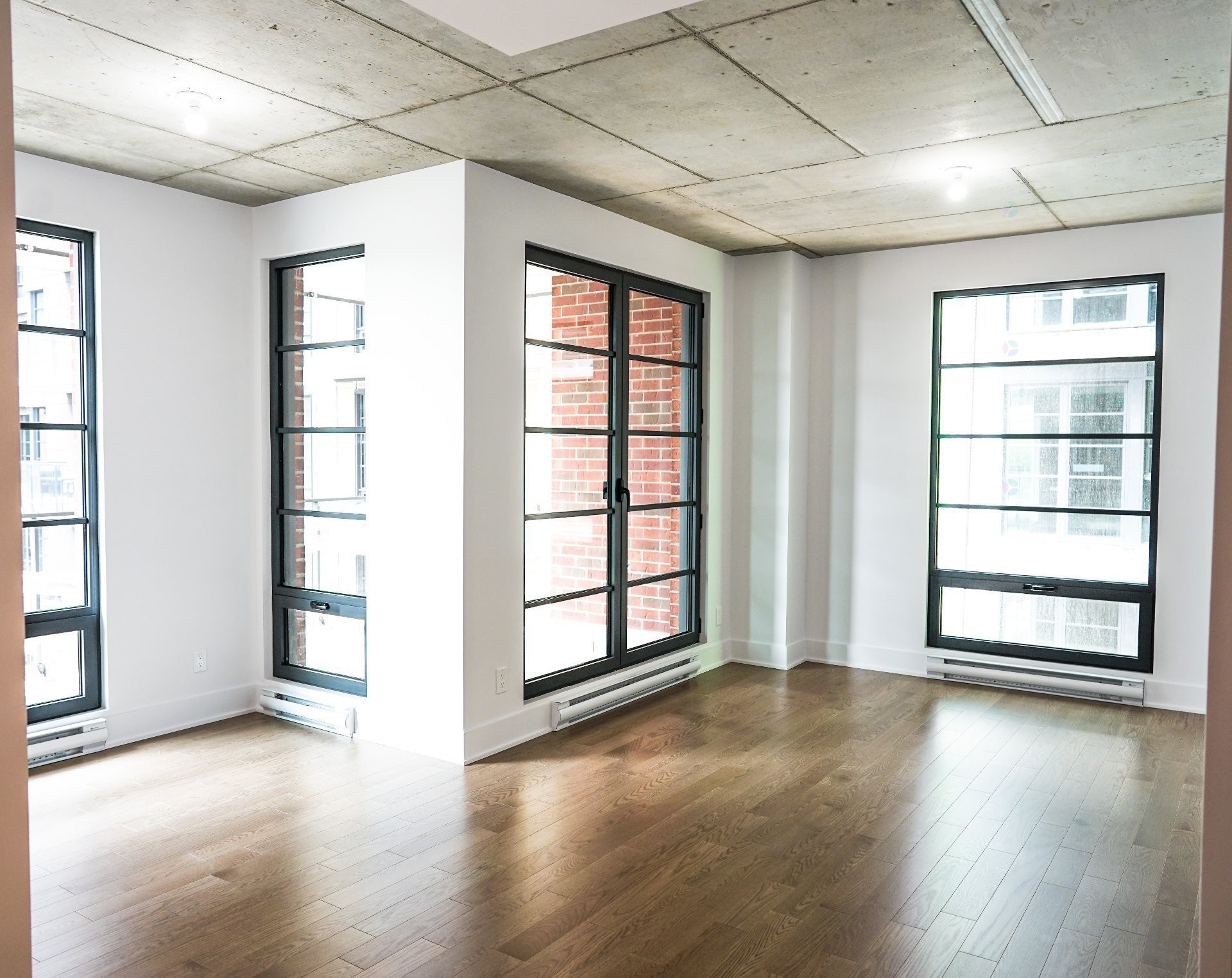 









1320


Rue Olier

, 409,
Montréal (Le Sud-Ouest),




QC
H3C0Y8

