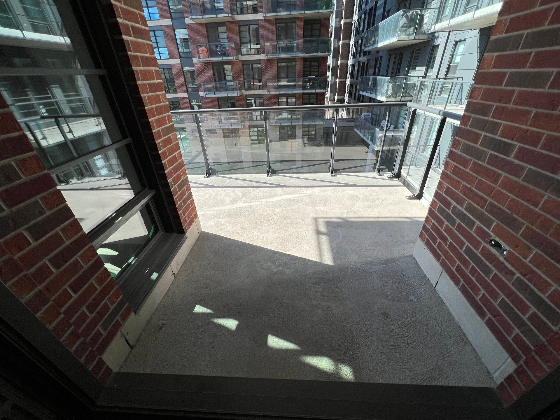 









1320


Rue Olier

, 409,
Montréal (Le Sud-Ouest),




QC
H3C0Y8

