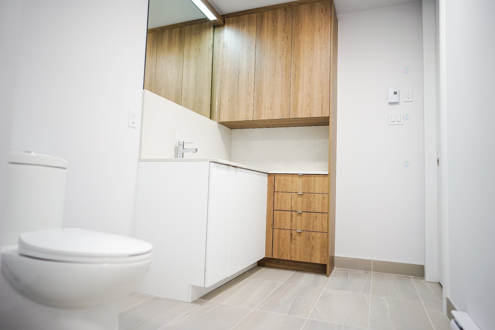 









1320


Rue Olier

, 409,
Montréal (Le Sud-Ouest),




QC
H3C0Y8

