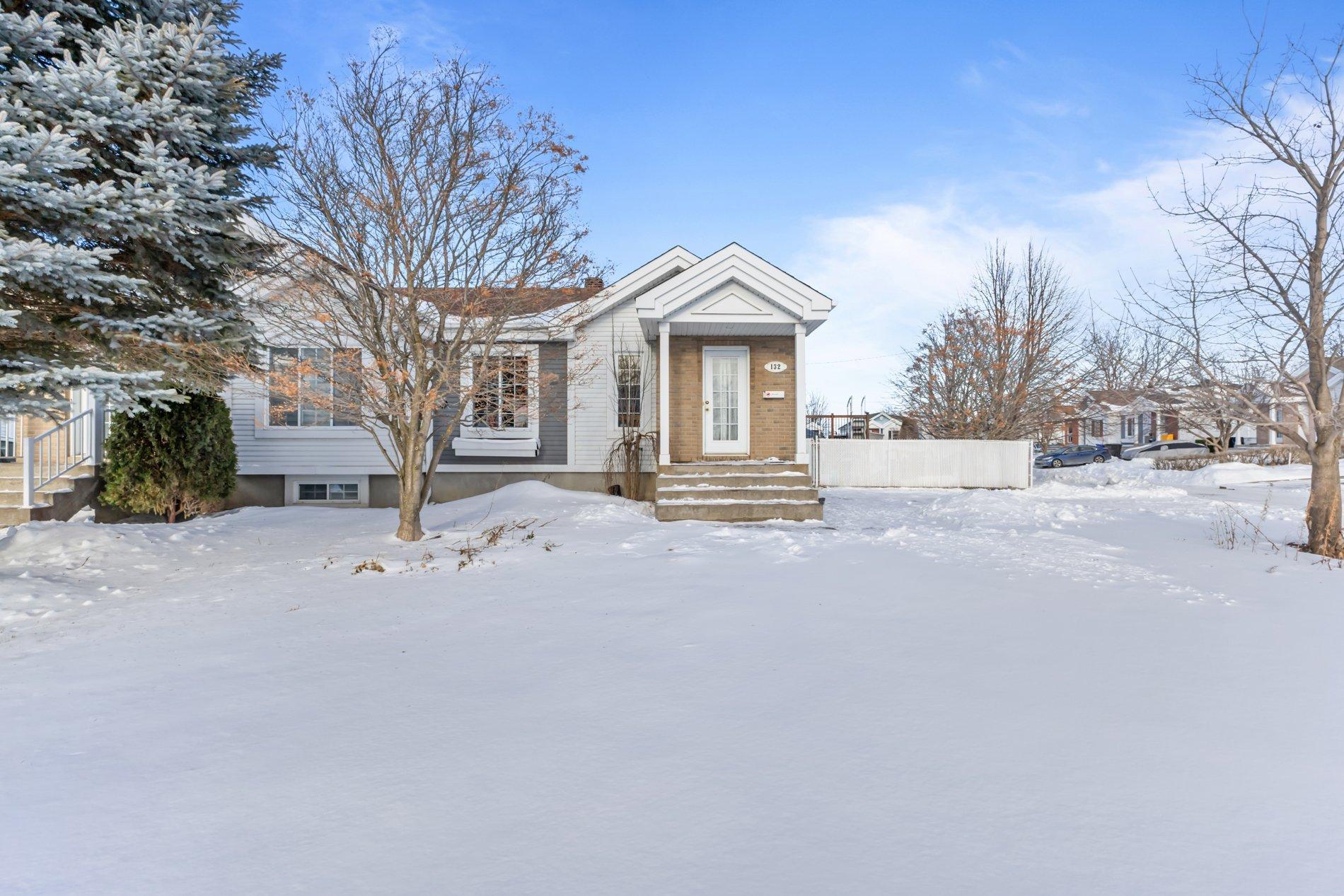 









132


Rue Trudeau

,
Varennes,




QC
J3X2G8

