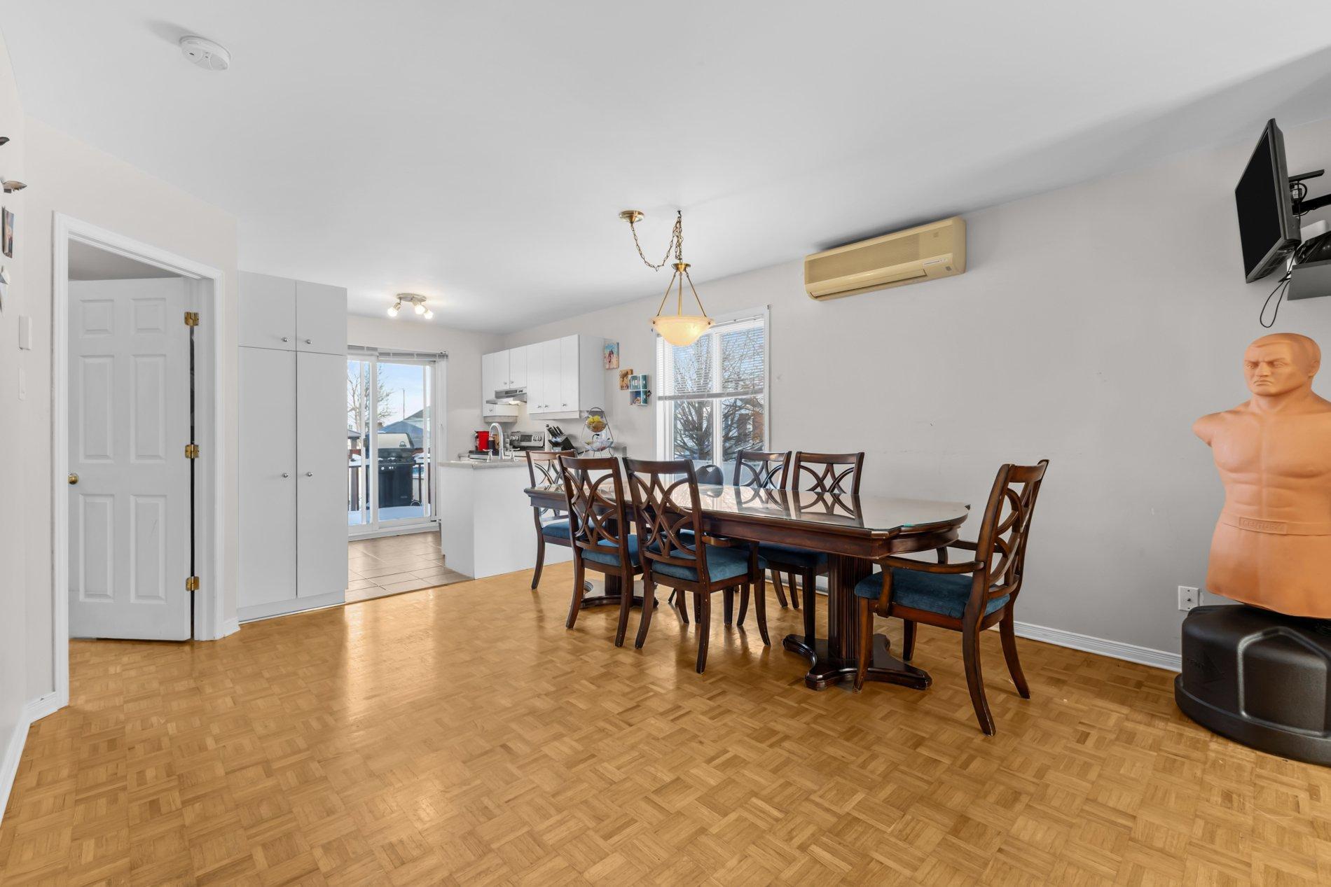 









132


Rue Trudeau

,
Varennes,




QC
J3X2G8

