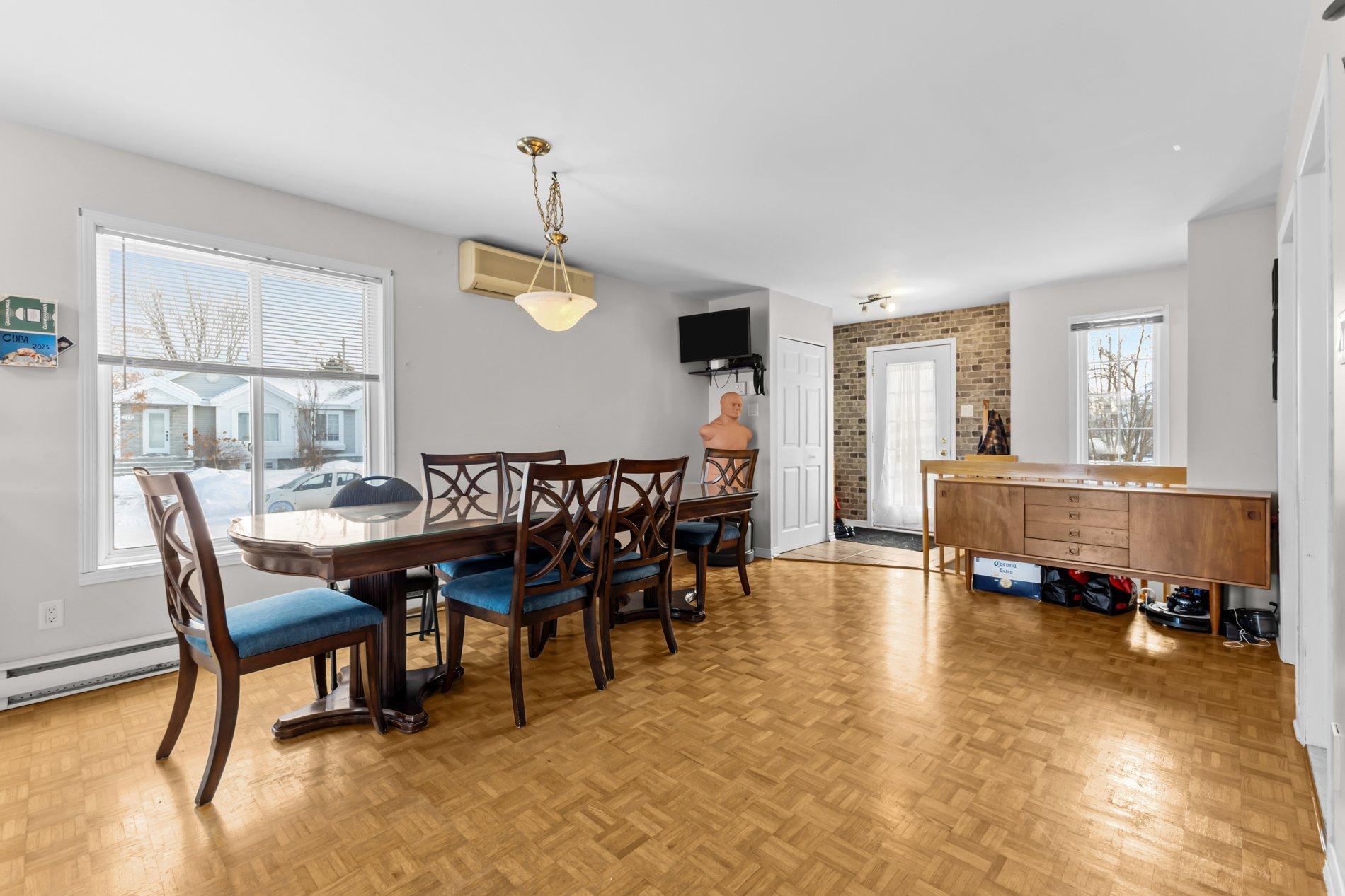 









132


Rue Trudeau

,
Varennes,




QC
J3X2G8

