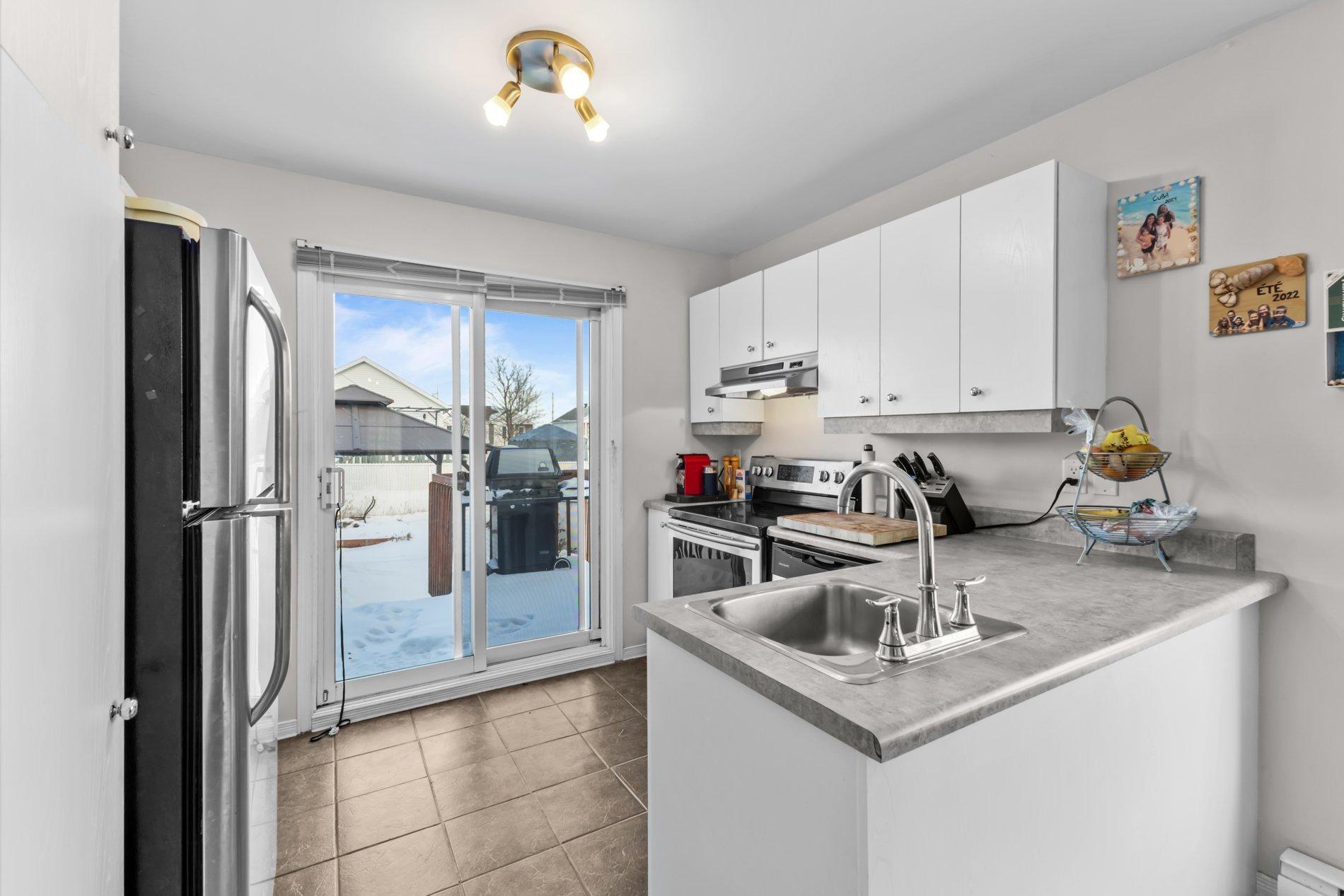 









132


Rue Trudeau

,
Varennes,




QC
J3X2G8

