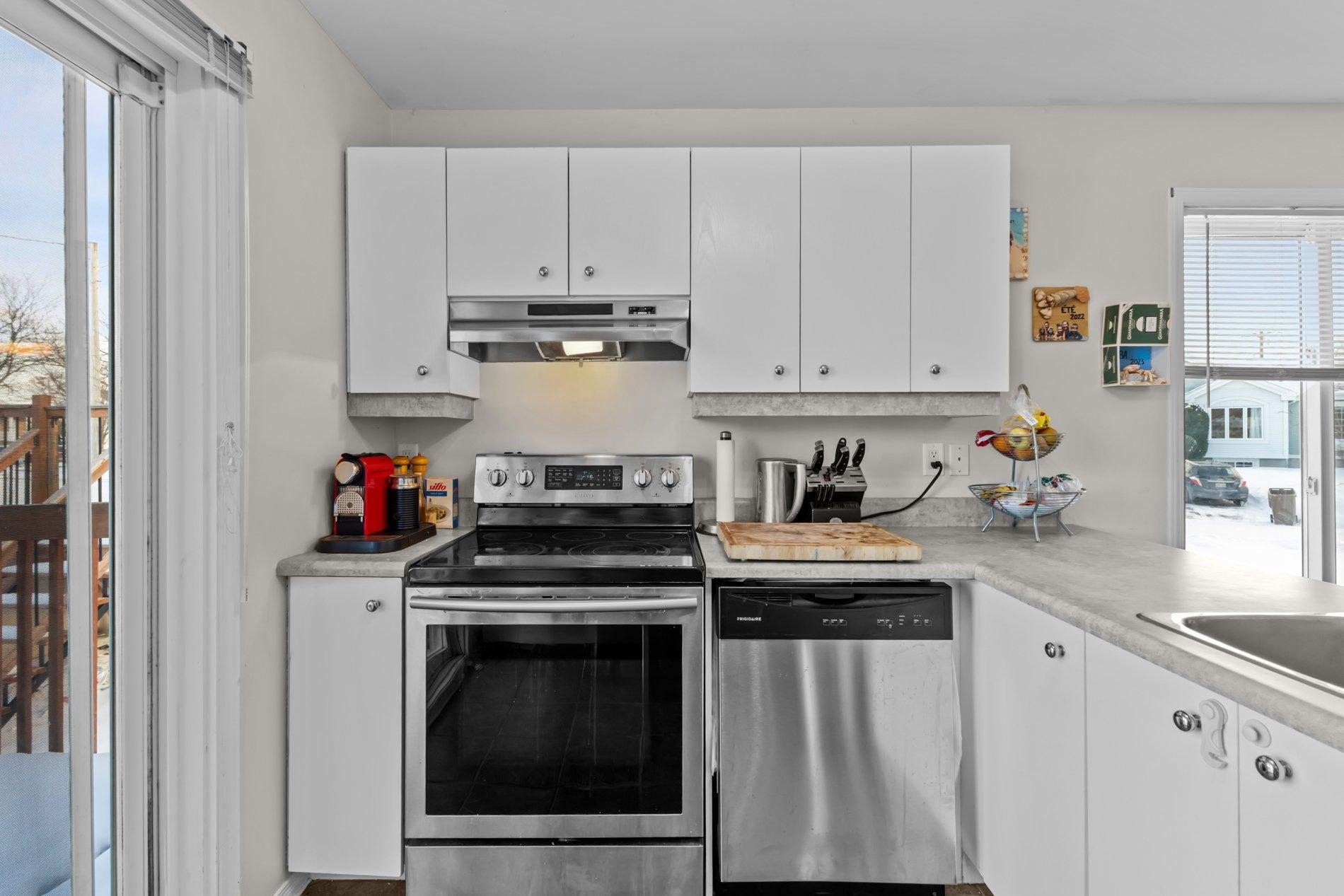 









132


Rue Trudeau

,
Varennes,




QC
J3X2G8

