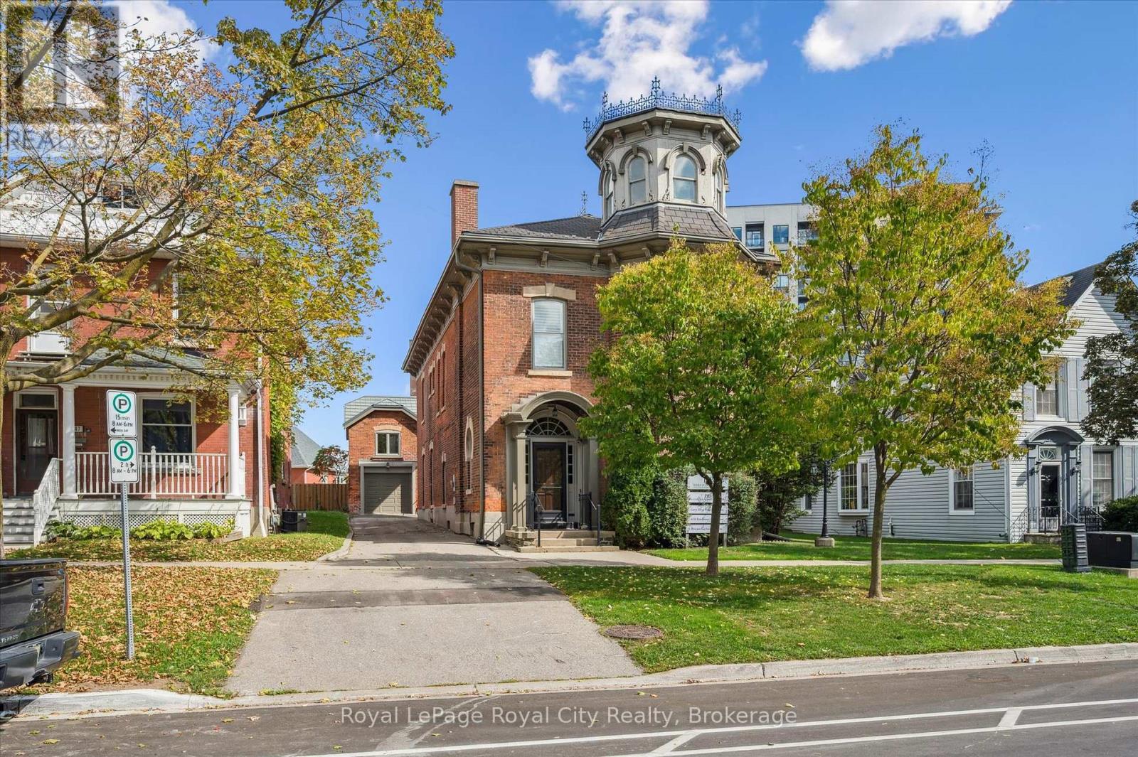 












143 NORFOLK STREET

,
Guelph (Downtown),




Ontario
N1H4J7

