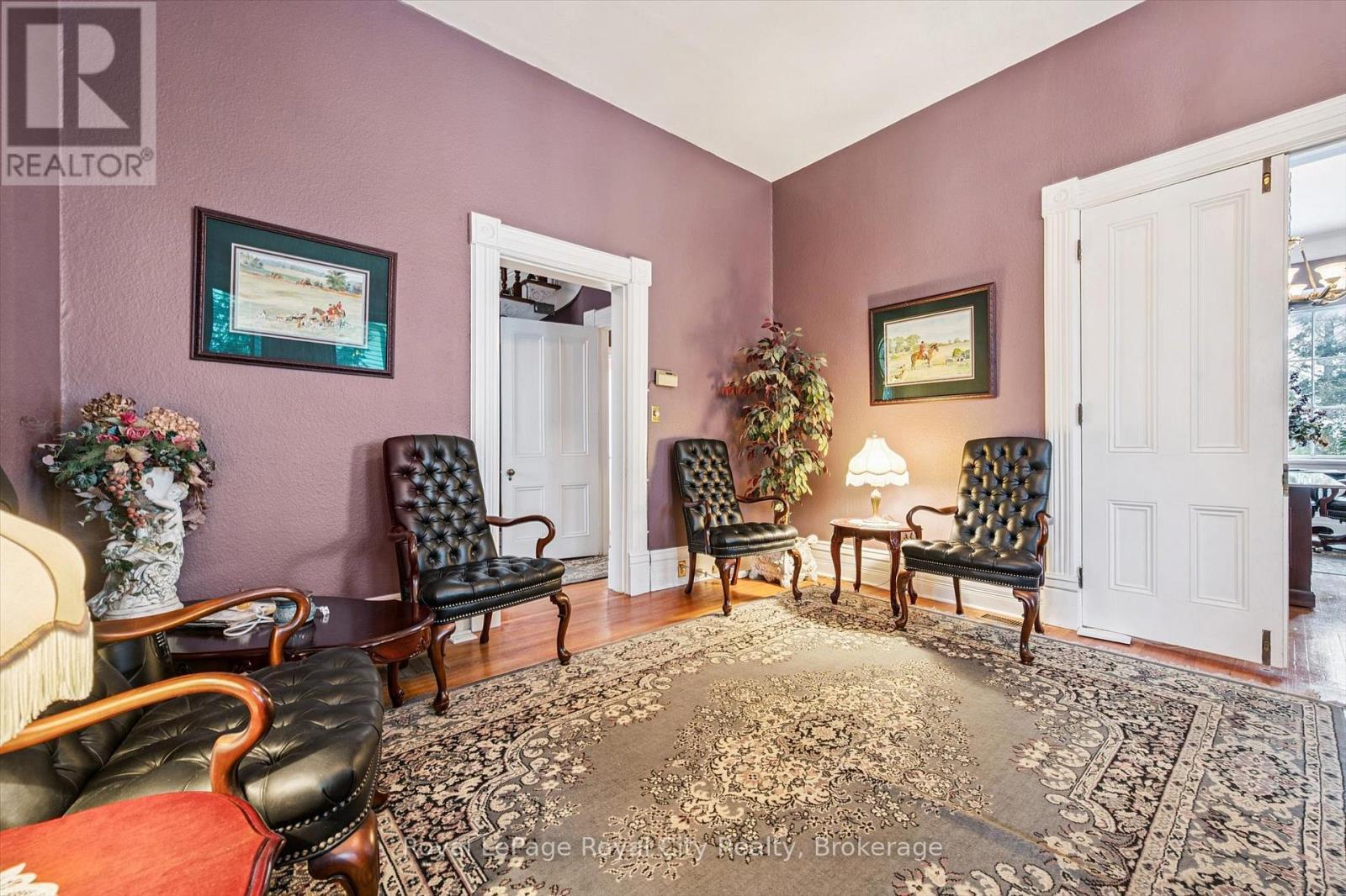 












143 NORFOLK STREET

,
Guelph (Downtown),




Ontario
N1H4J7

