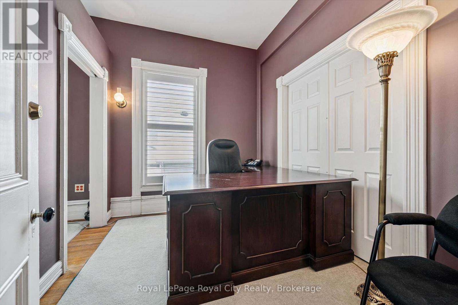 












143 NORFOLK STREET

,
Guelph (Downtown),




Ontario
N1H4J7

