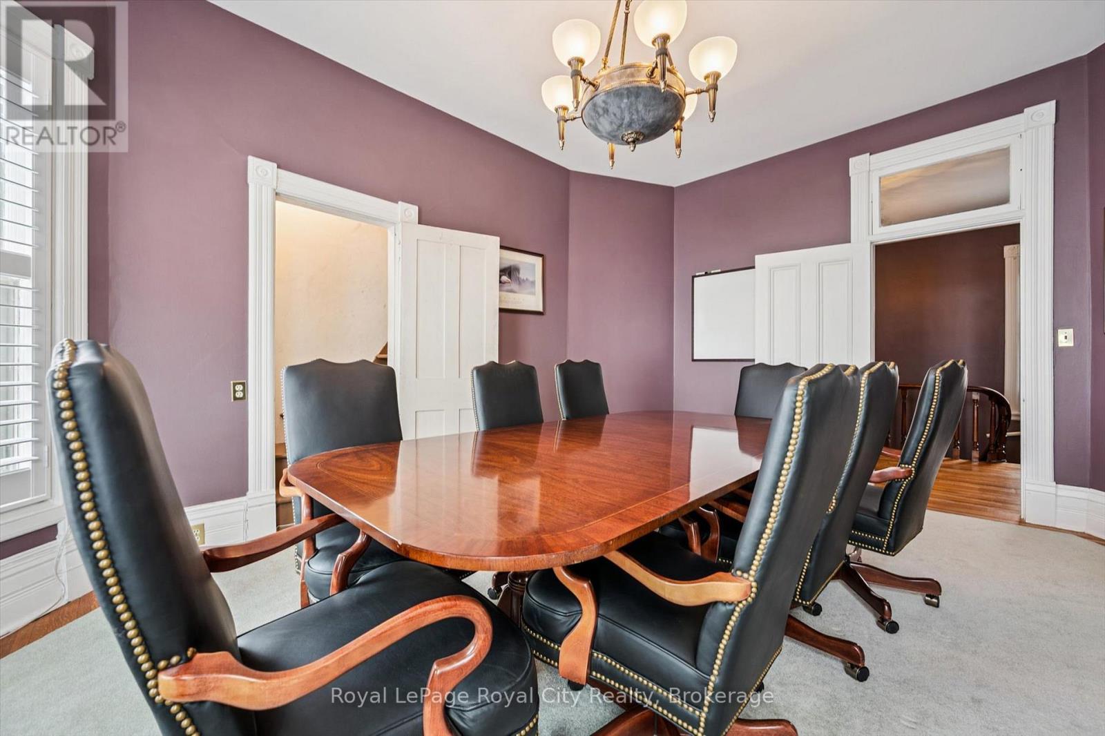 












143 NORFOLK STREET

,
Guelph (Downtown),




Ontario
N1H4J7

