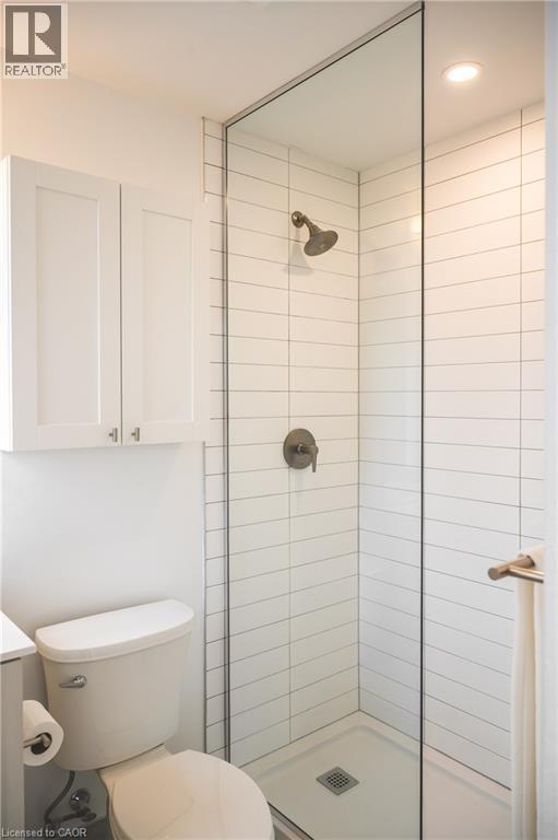 












15 WELLINGTON Street S Unit# 909

,
Kitchener,




Ontario
N2G0E4

