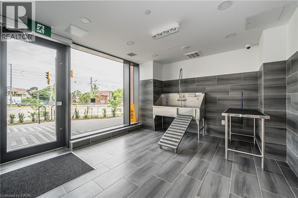 












15 WELLINGTON Street S Unit# 909

,
Kitchener,




Ontario
N2G0E4

