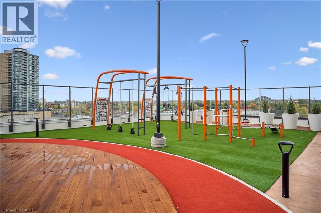 












15 WELLINGTON Street S Unit# 909

,
Kitchener,




Ontario
N2G0E4

