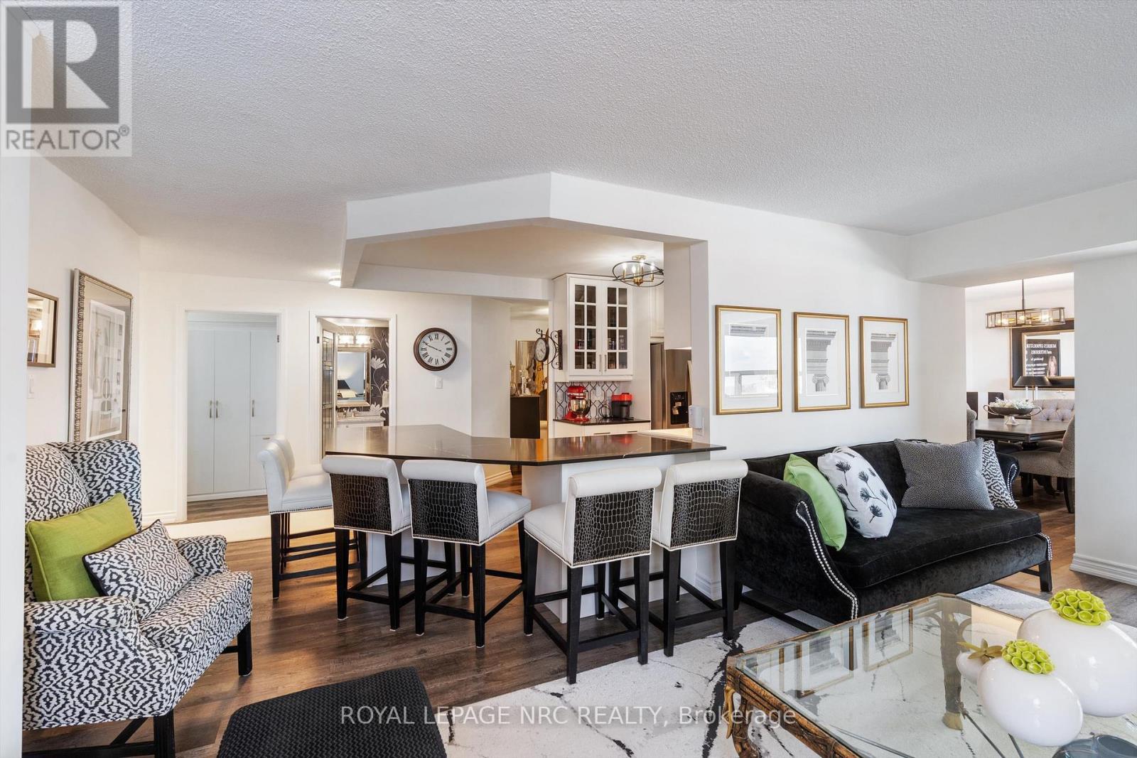 












602 - 141 CHURCH STREET

,
St. Catharines (Downtown),




Ontario
L2R7L7

