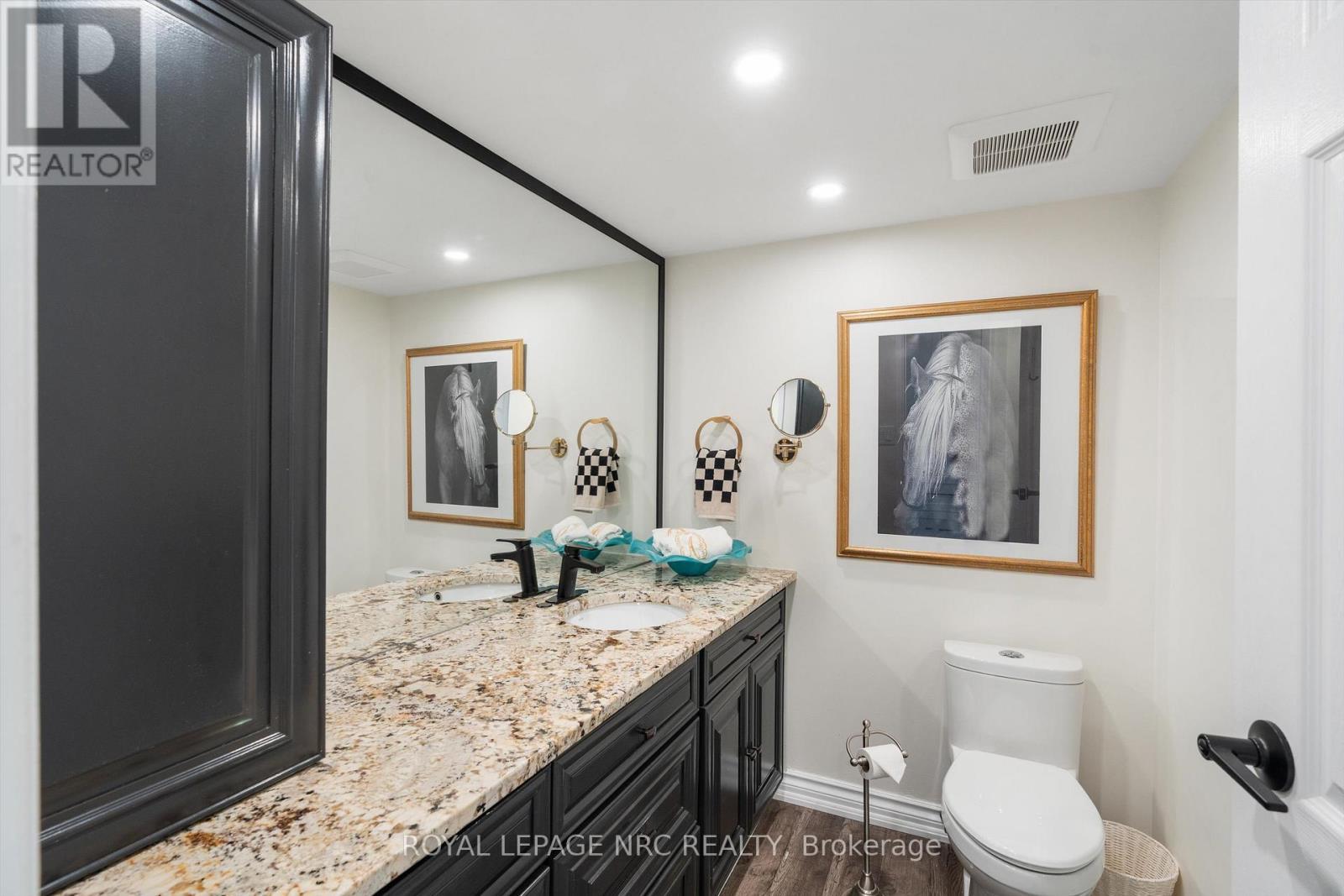 












602 - 141 CHURCH STREET

,
St. Catharines (Downtown),




Ontario
L2R7L7

