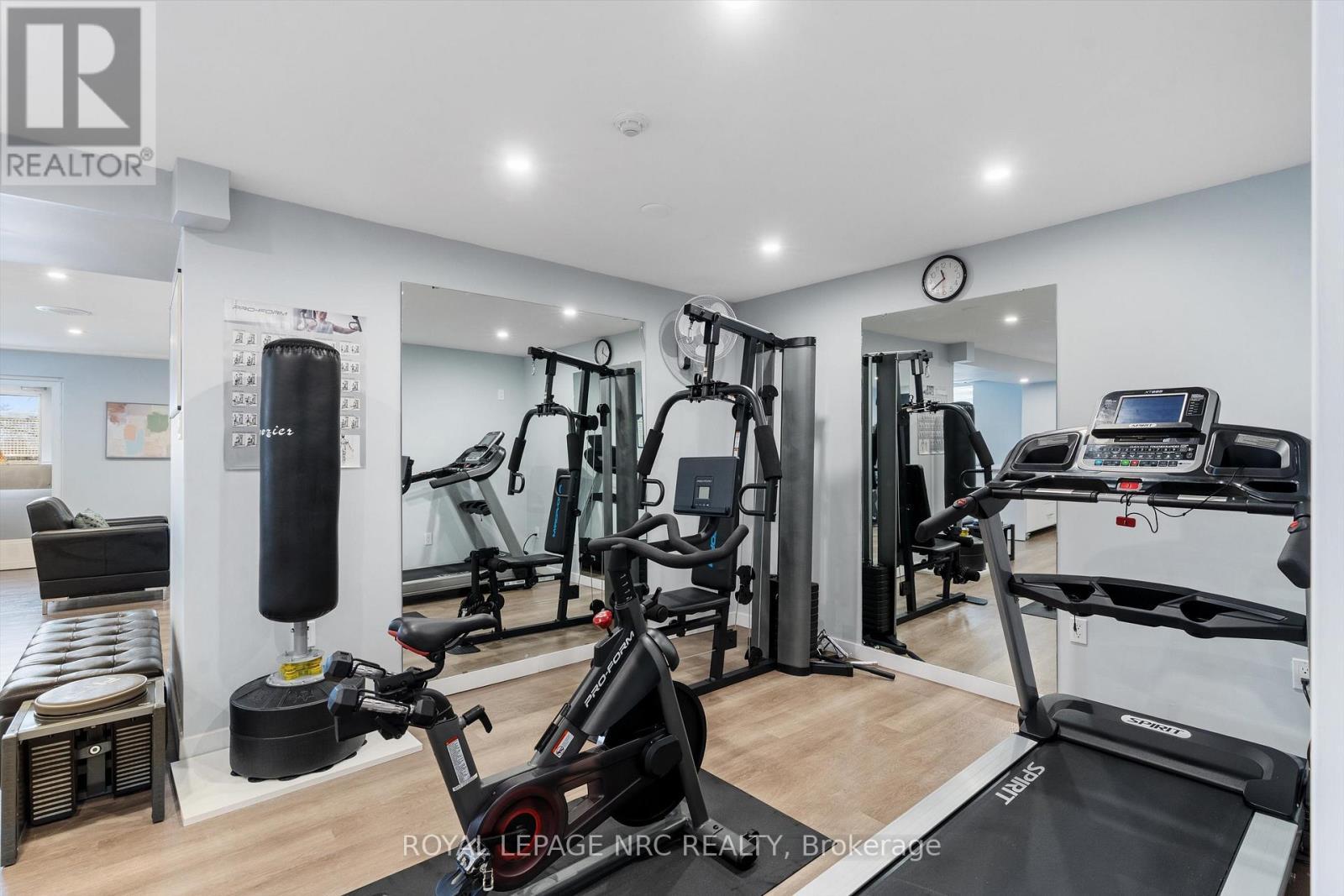 












602 - 141 CHURCH STREET

,
St. Catharines (Downtown),




Ontario
L2R7L7

