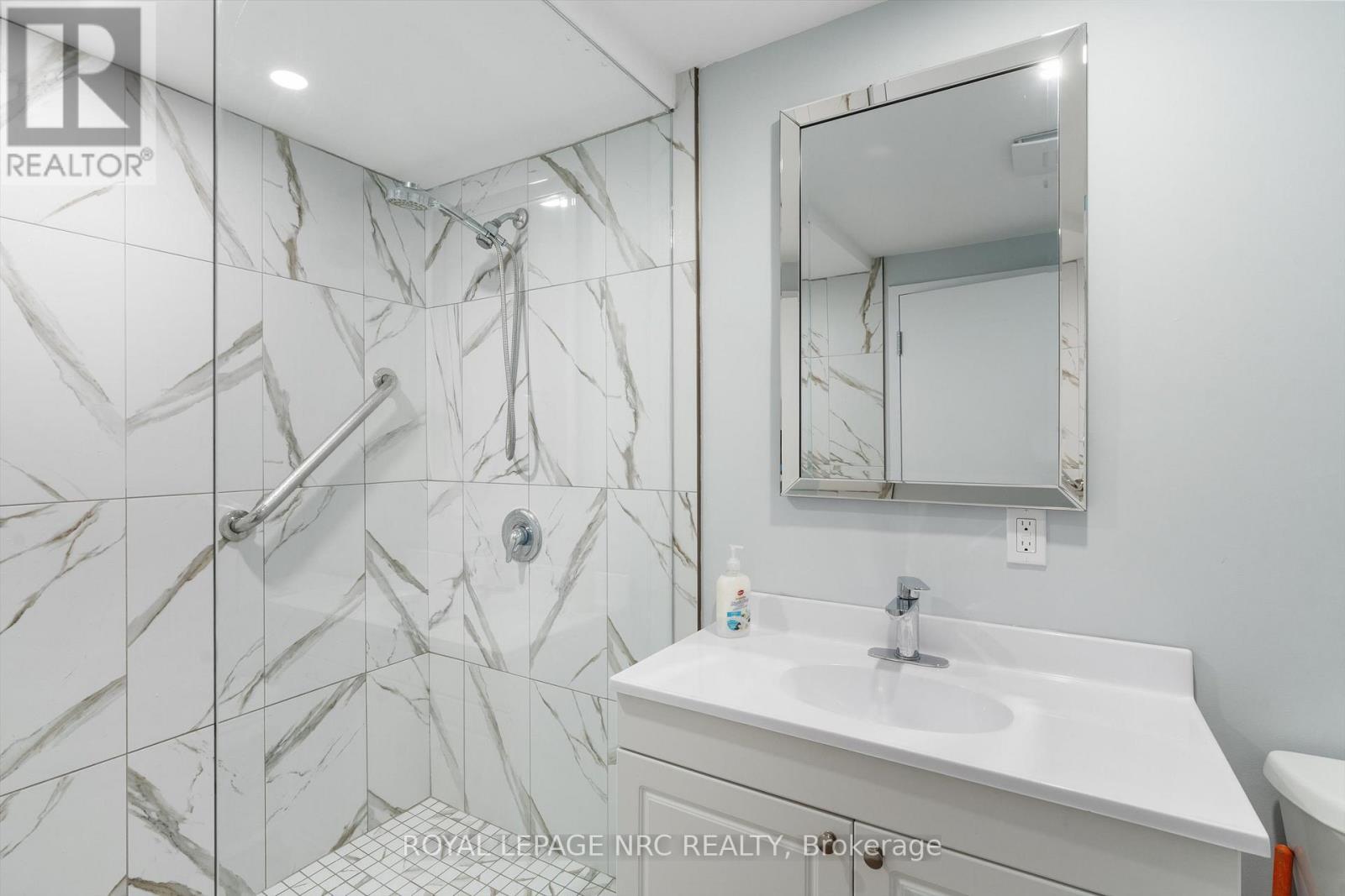 












602 - 141 CHURCH STREET

,
St. Catharines (Downtown),




Ontario
L2R7L7

