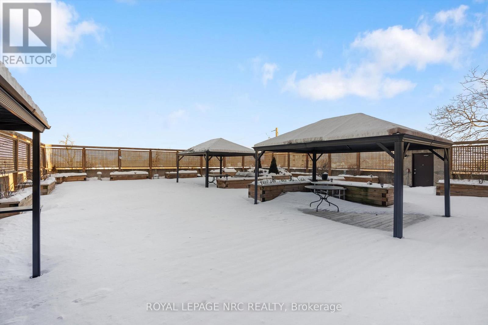 












602 - 141 CHURCH STREET

,
St. Catharines (Downtown),




Ontario
L2R7L7

