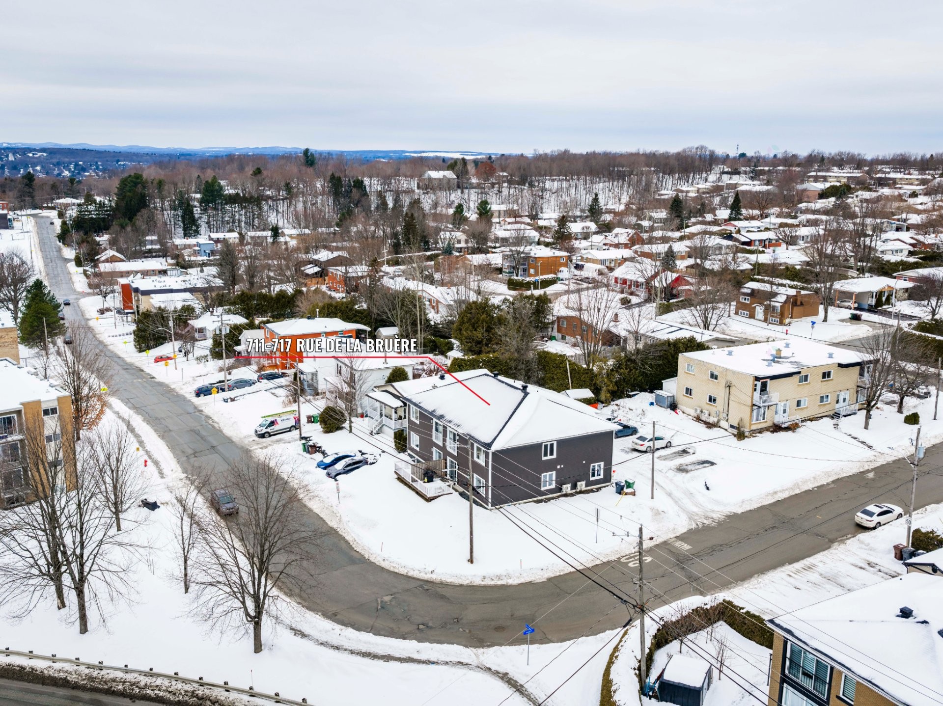 









711

 - 717


Rue de la Bruère

,
Sherbrooke (Fleurimont),




QC
J1E1K7

