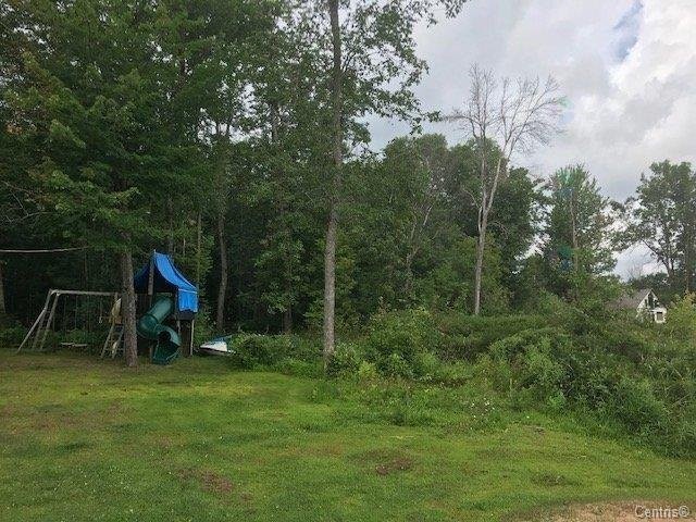 









38


Ch. du Lac-Lawless

,
Litchfield,







QC
J0X1K0

