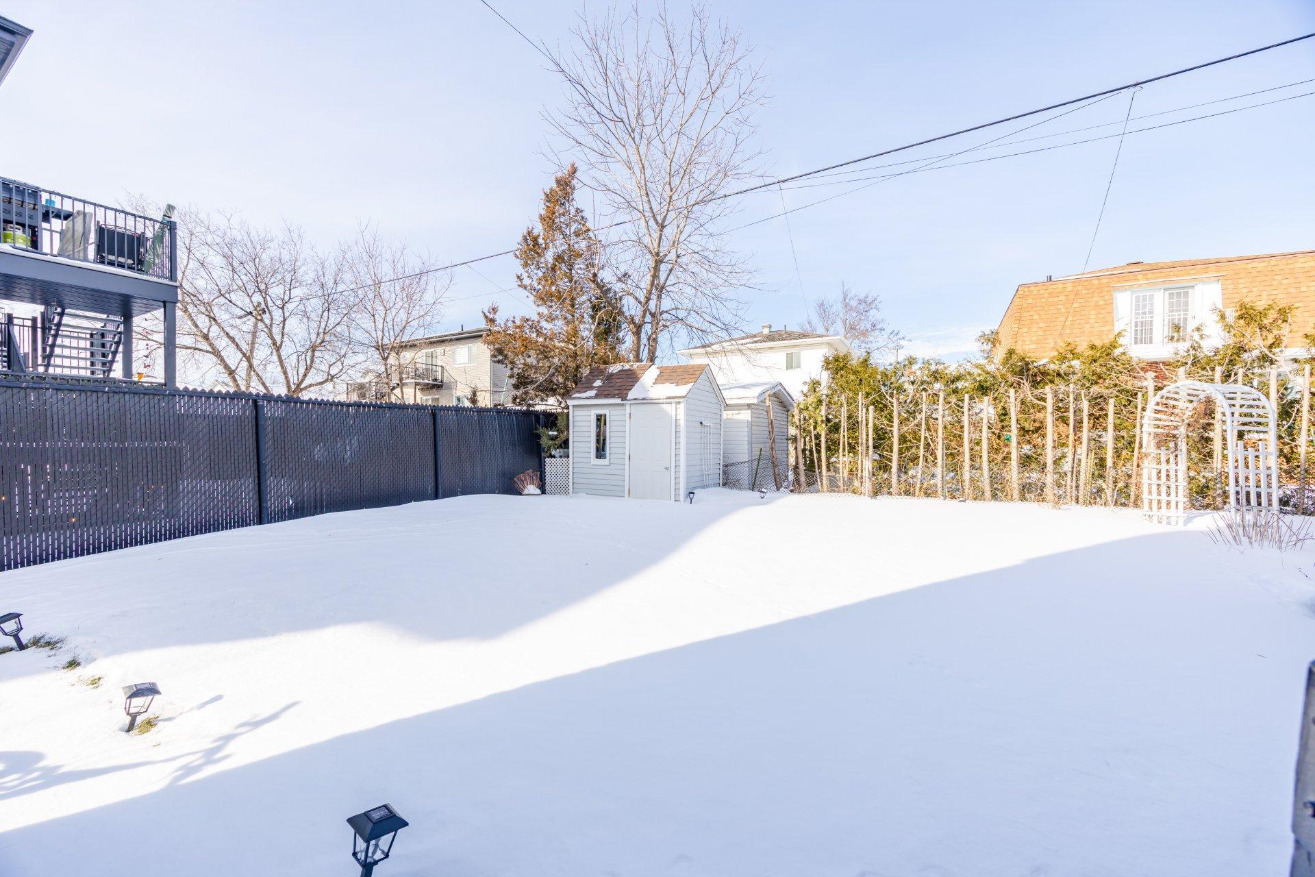 









1719


Rue Soucy

,
Longueuil (Saint-Hubert),




QC
J4T1A6

