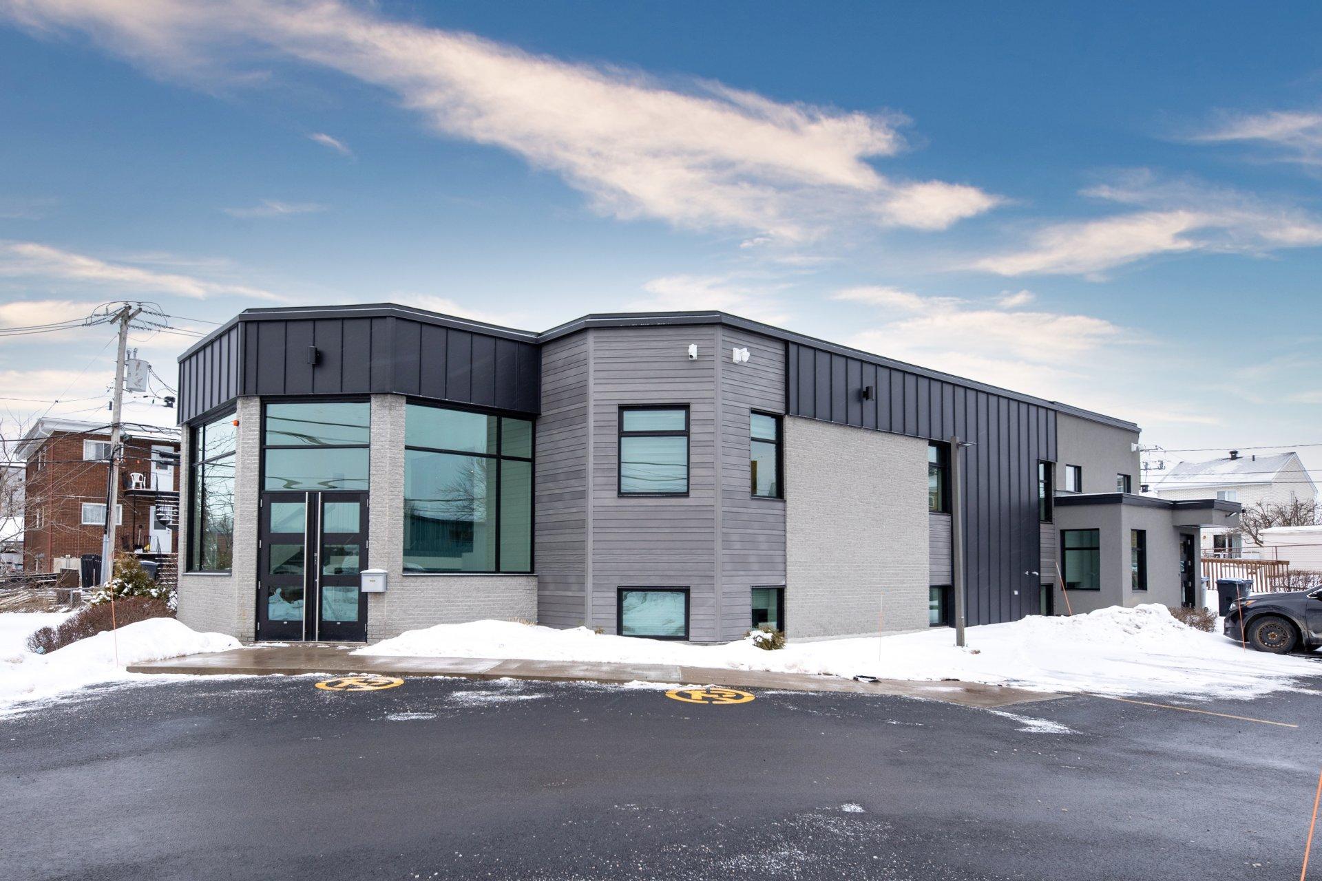 









460


Rue Jacques-Cartier S.

,
Saint-Jean-sur-Richelieu,




QC
J3B4K8

