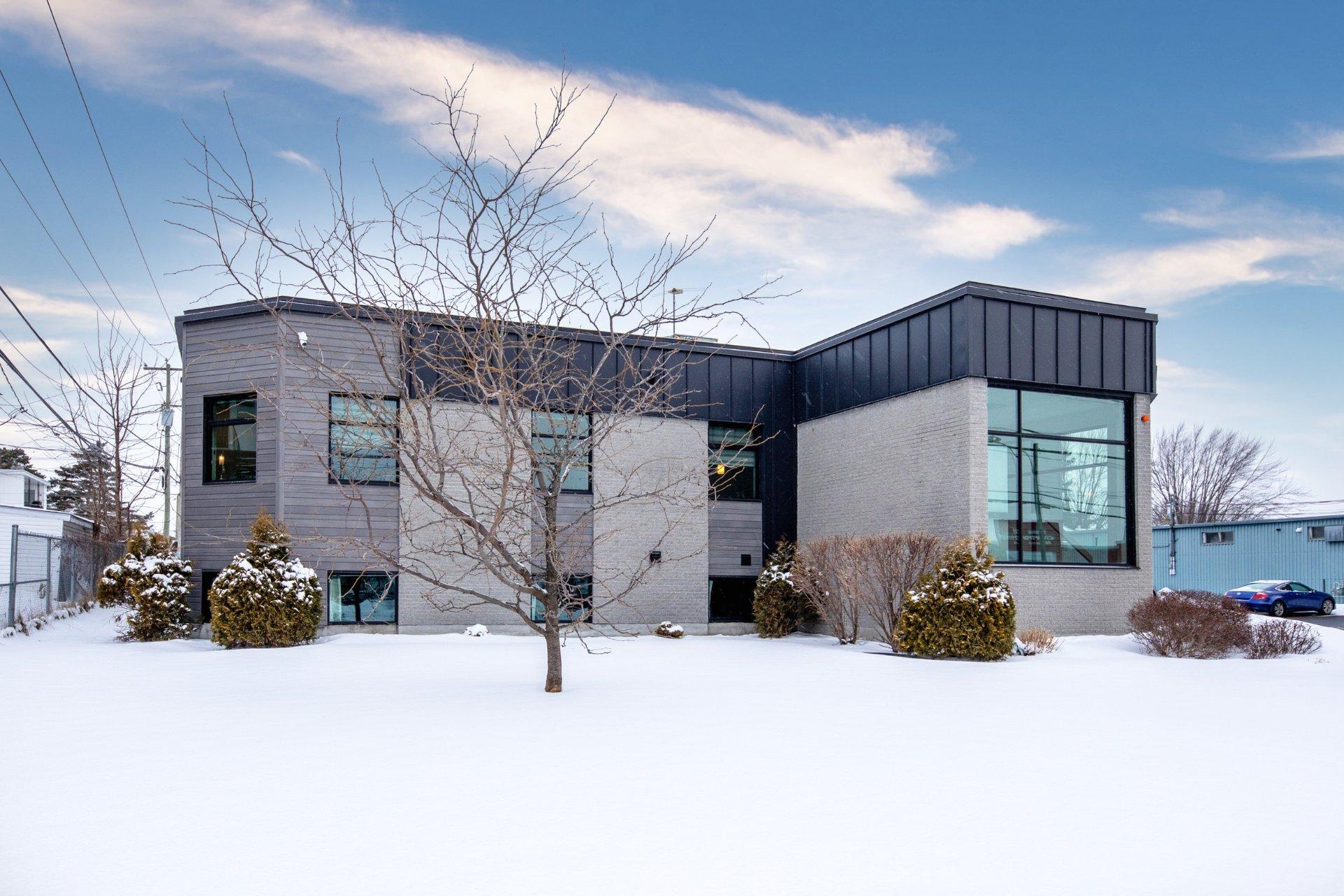 









460


Rue Jacques-Cartier S.

,
Saint-Jean-sur-Richelieu,




QC
J3B4K8

