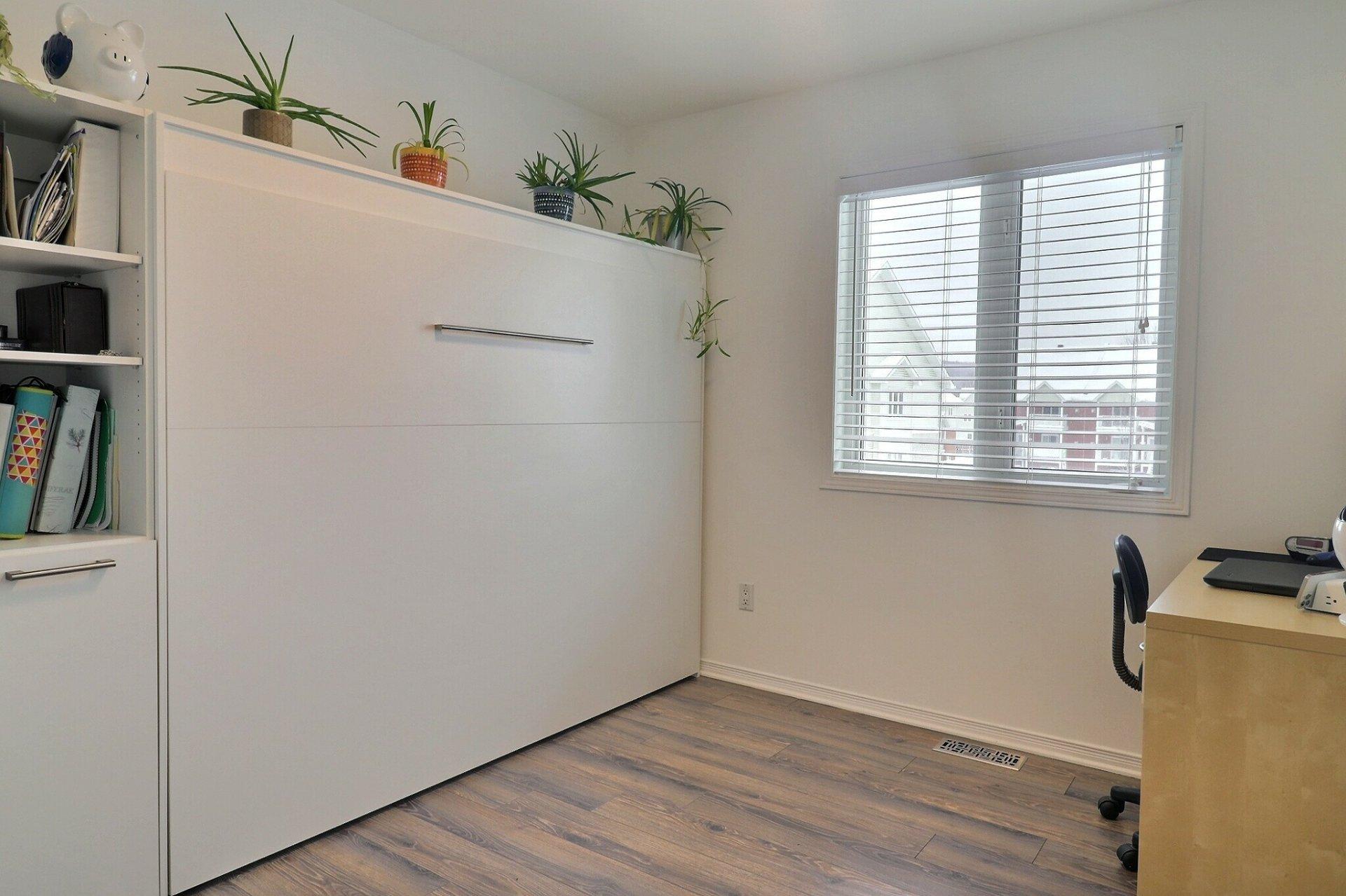 









6


Rue du Nordet

,
Gatineau (Hull),




QC
J8A3K6

