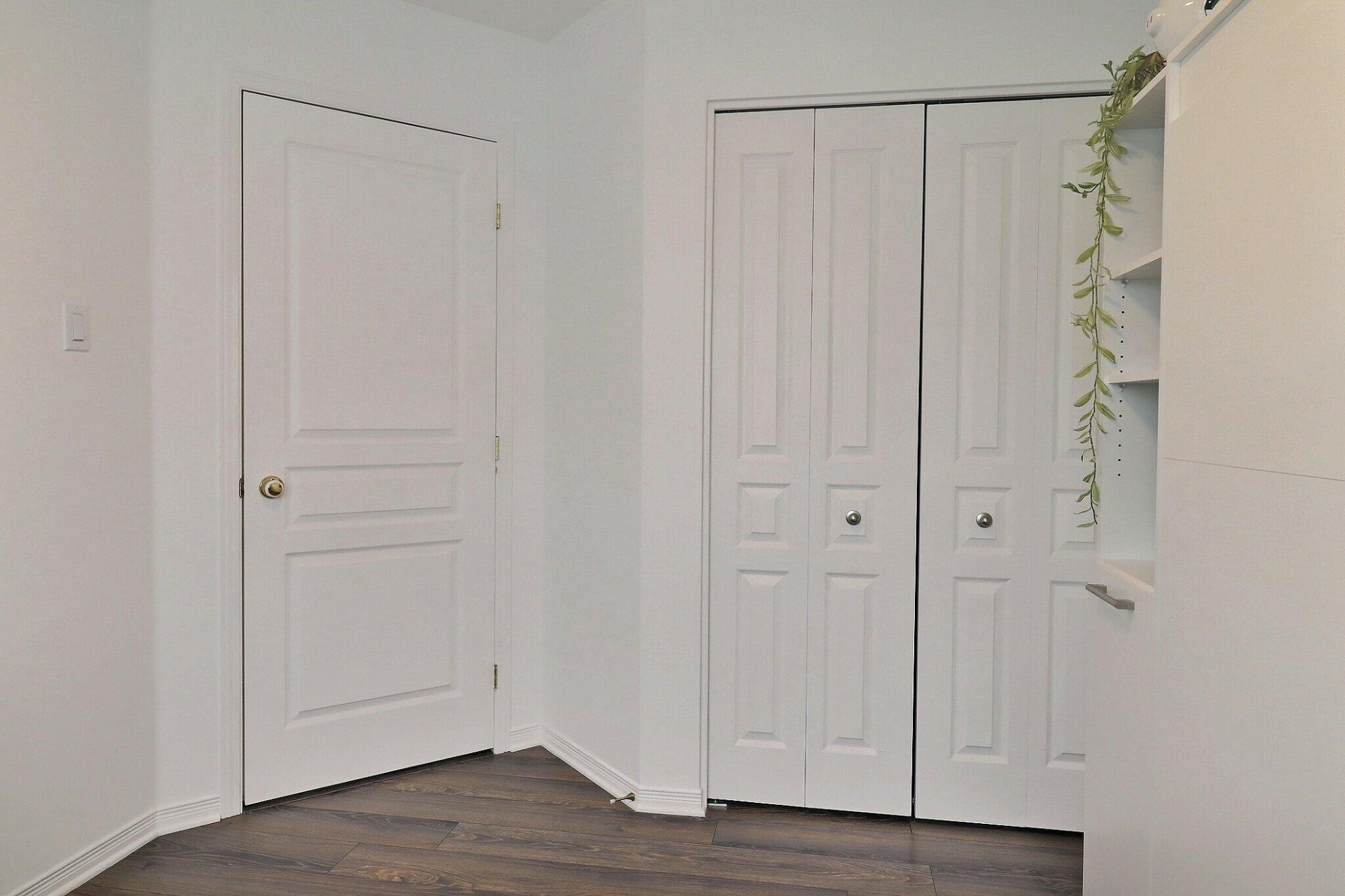 









6


Rue du Nordet

,
Gatineau (Hull),




QC
J8A3K6

