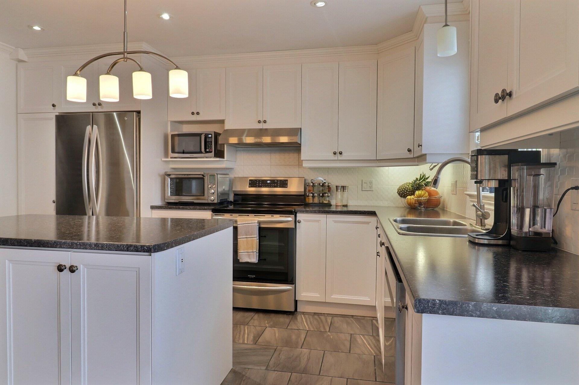 









6


Rue du Nordet

,
Gatineau (Hull),




QC
J8A3K6

