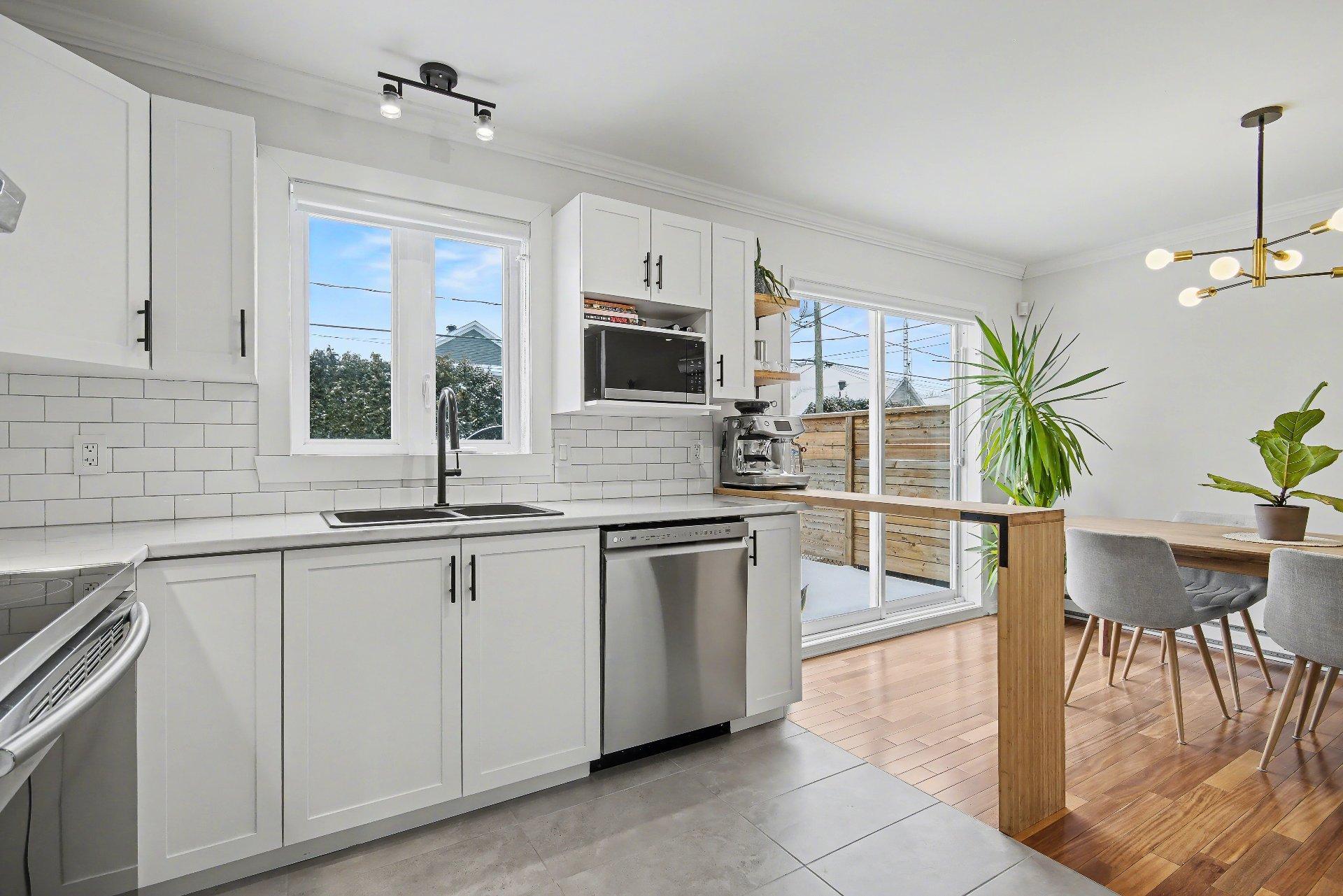 









51


Rue Ravel

,
Saint-Jean-sur-Richelieu,




QC
J3B0C4

