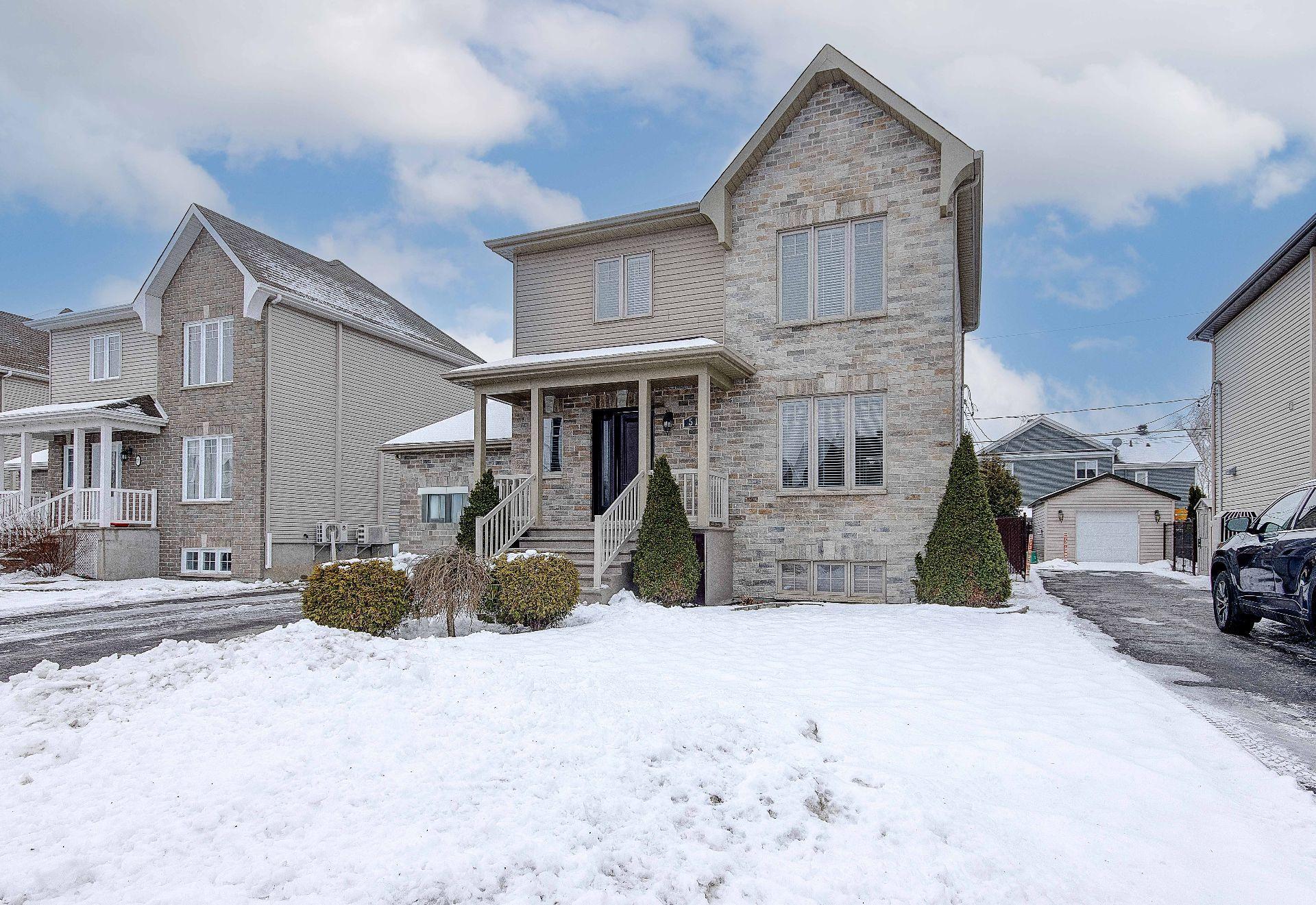 









51


Rue Ravel

,
Saint-Jean-sur-Richelieu,




QC
J3B0C4

