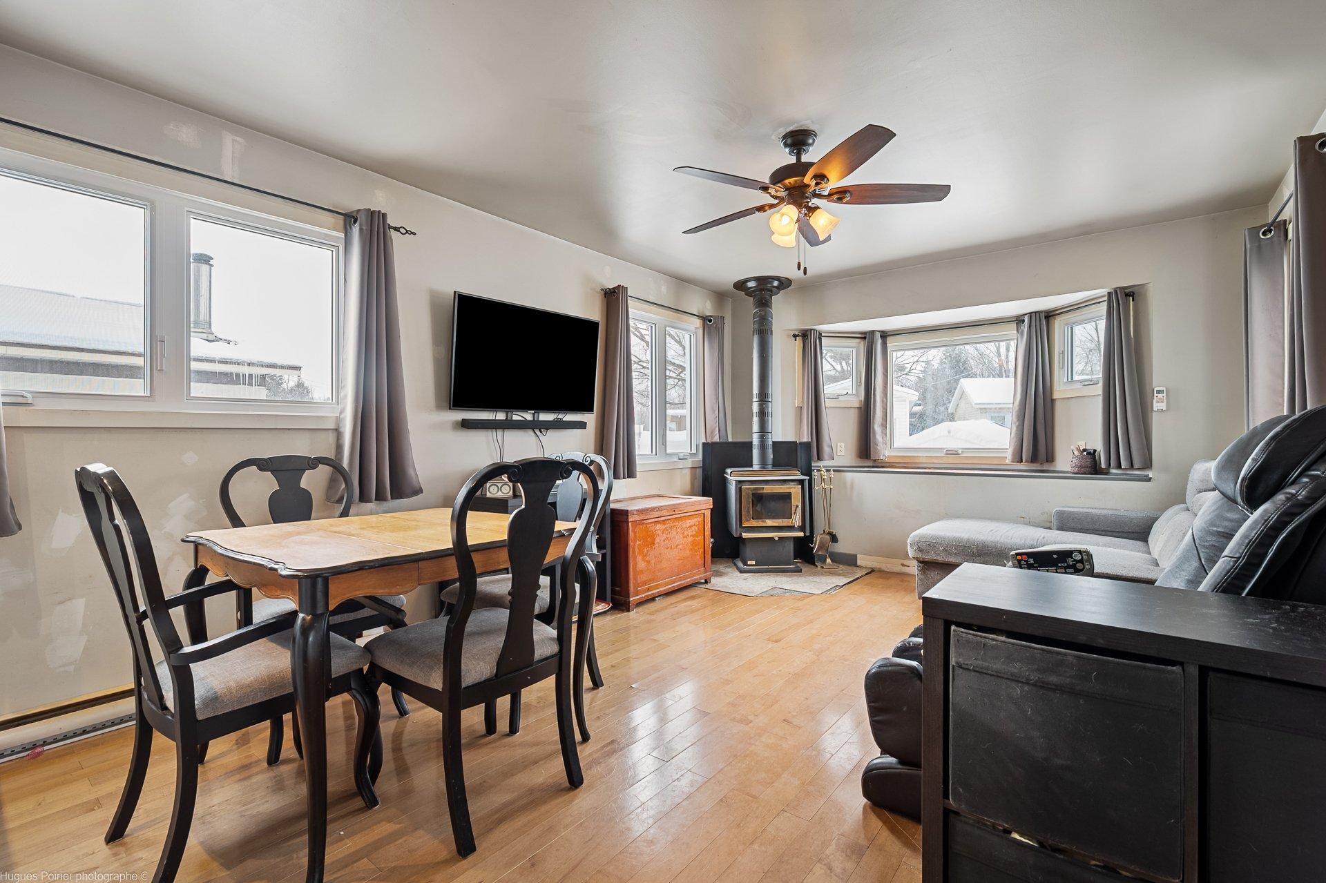 









1495


Mtée Masson

, 90,
Laval (Duvernay),




QC
H7C0H4

