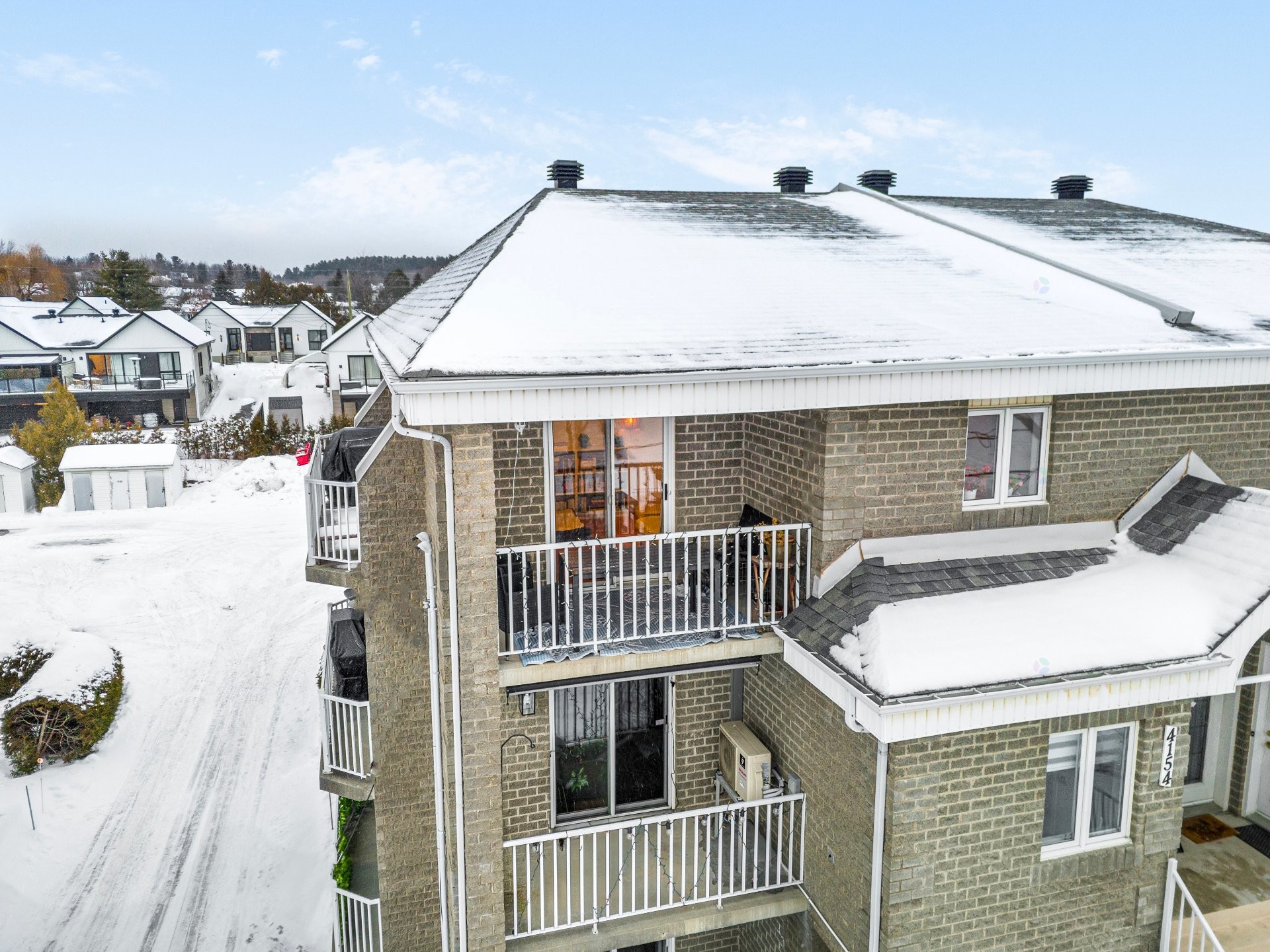 









4156


Rue Raymond-Bergeron

,
Sherbrooke (Les Nations),




QC
J1L2M6

