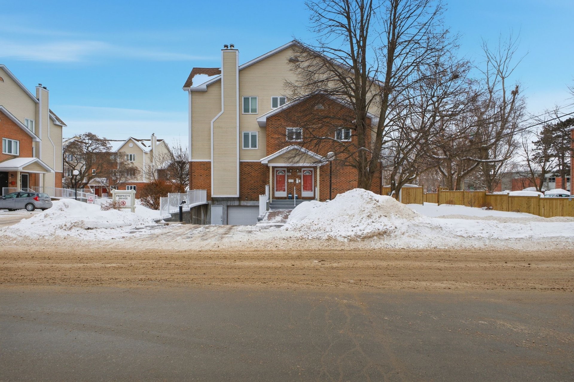 









449


Boul. Wilfrid-Lavigne

, 303,
Gatineau (Aylmer),




QC
J9H6P1

